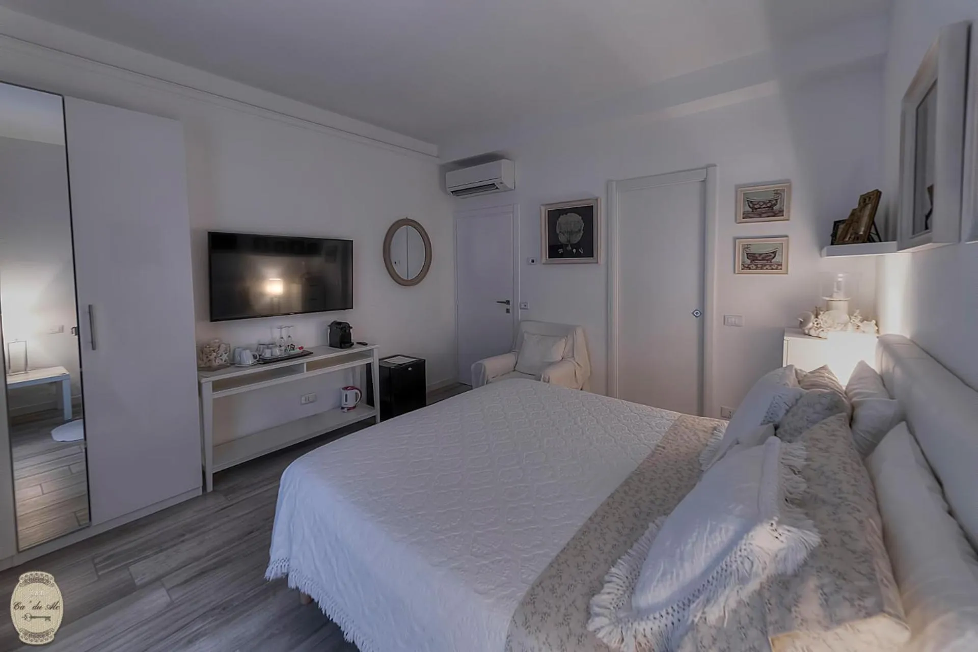 Photo of the whole room, Bed in Ca' Du Ale