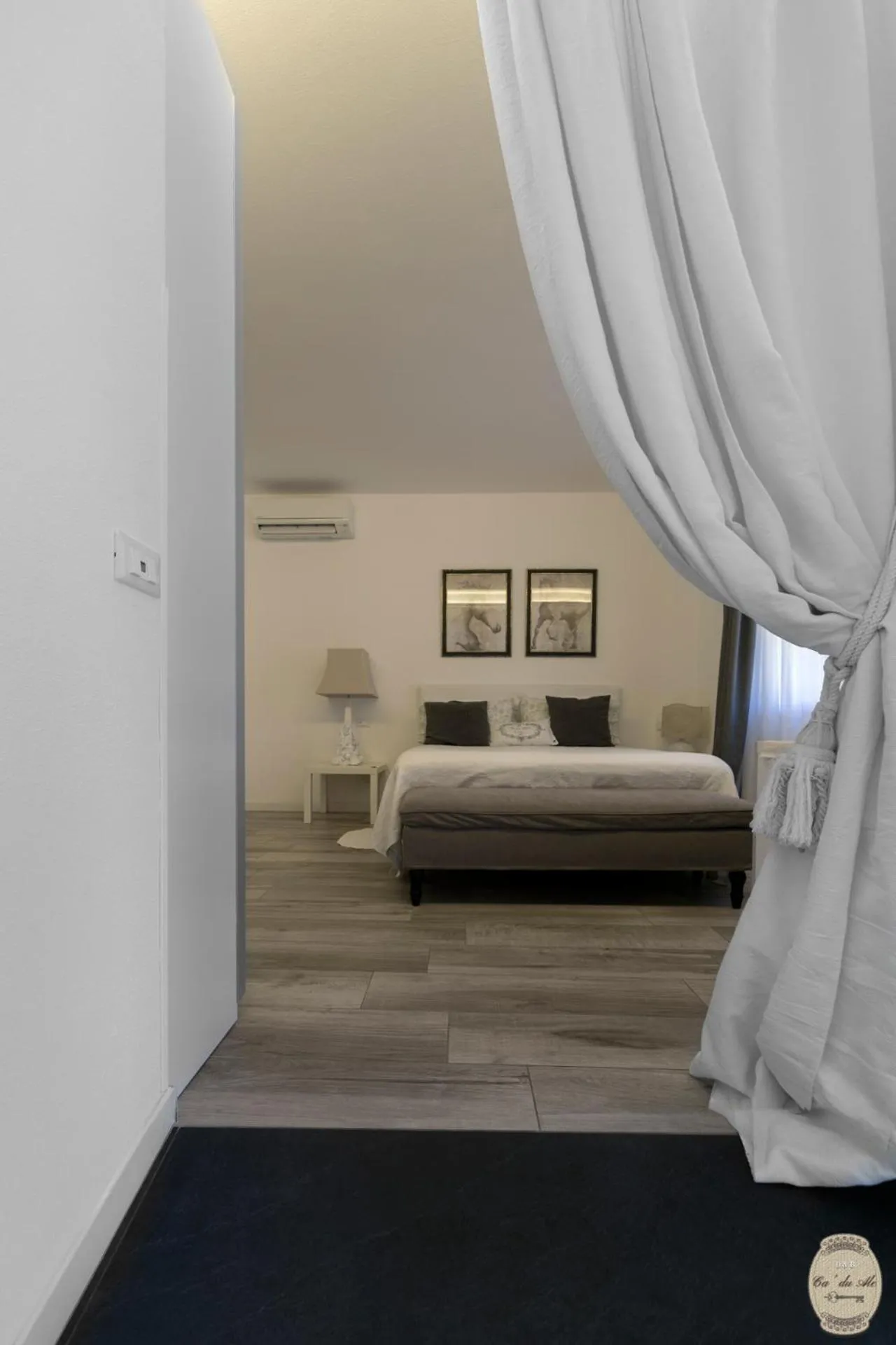 Photo of the whole room, Bed in Ca' Du Ale