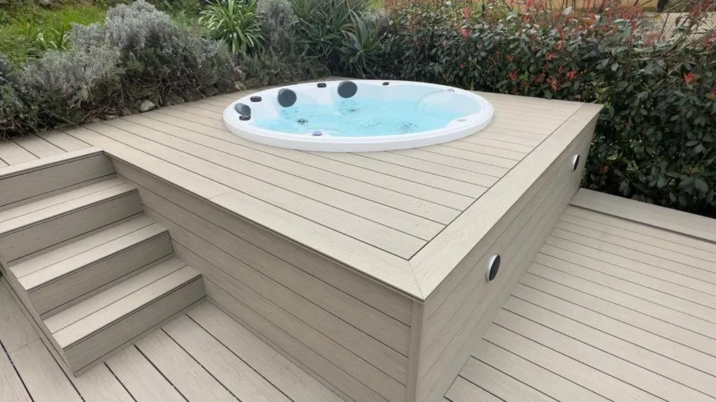 Hot Tub in Ca' Du Ale