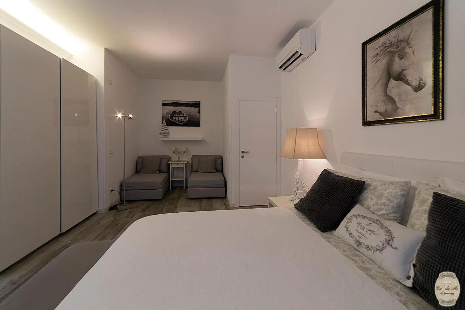 Photo of the whole room, Bed in Ca' Du Ale