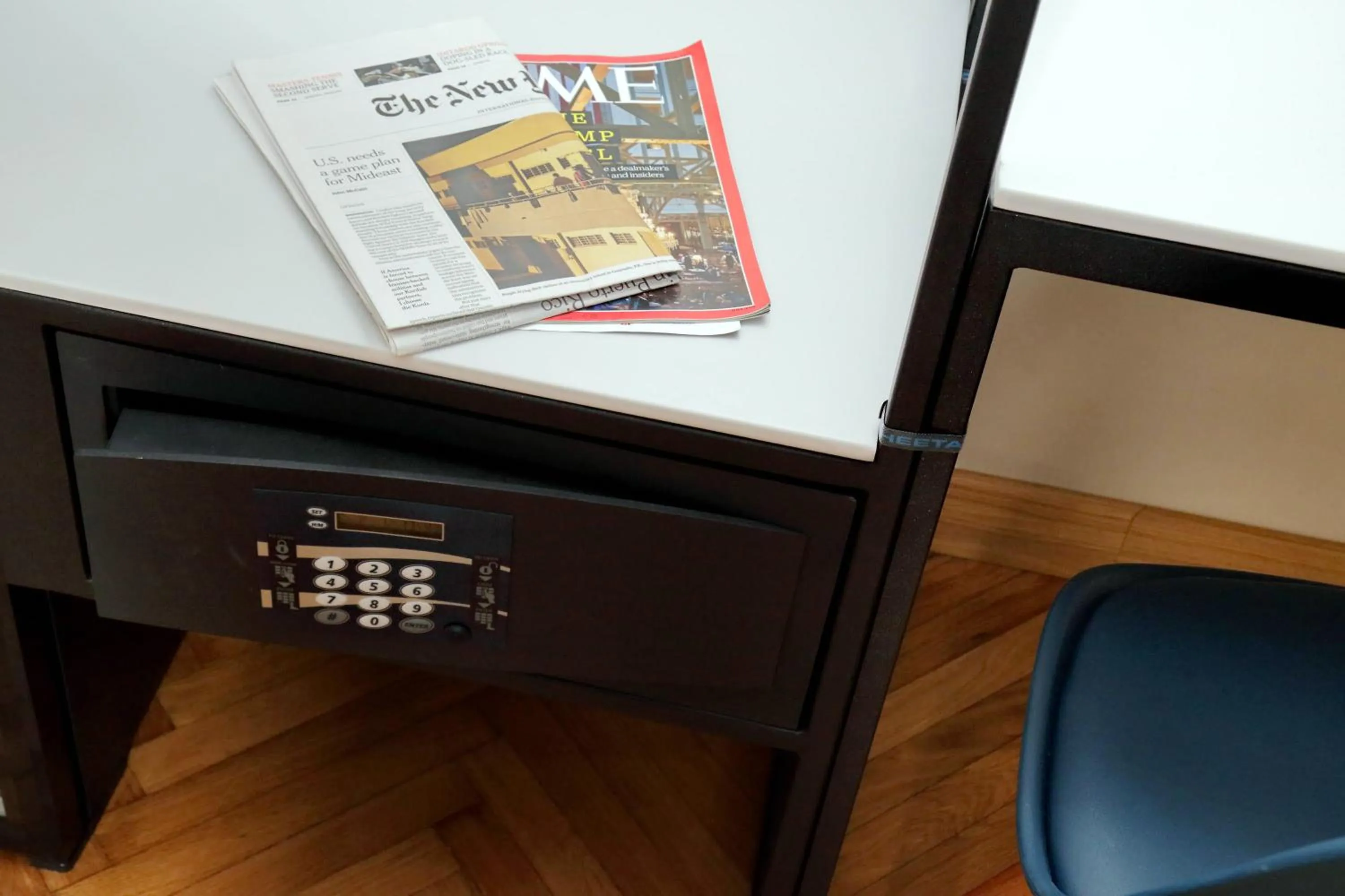 Decorative detail in Vico Rooms and Terrace