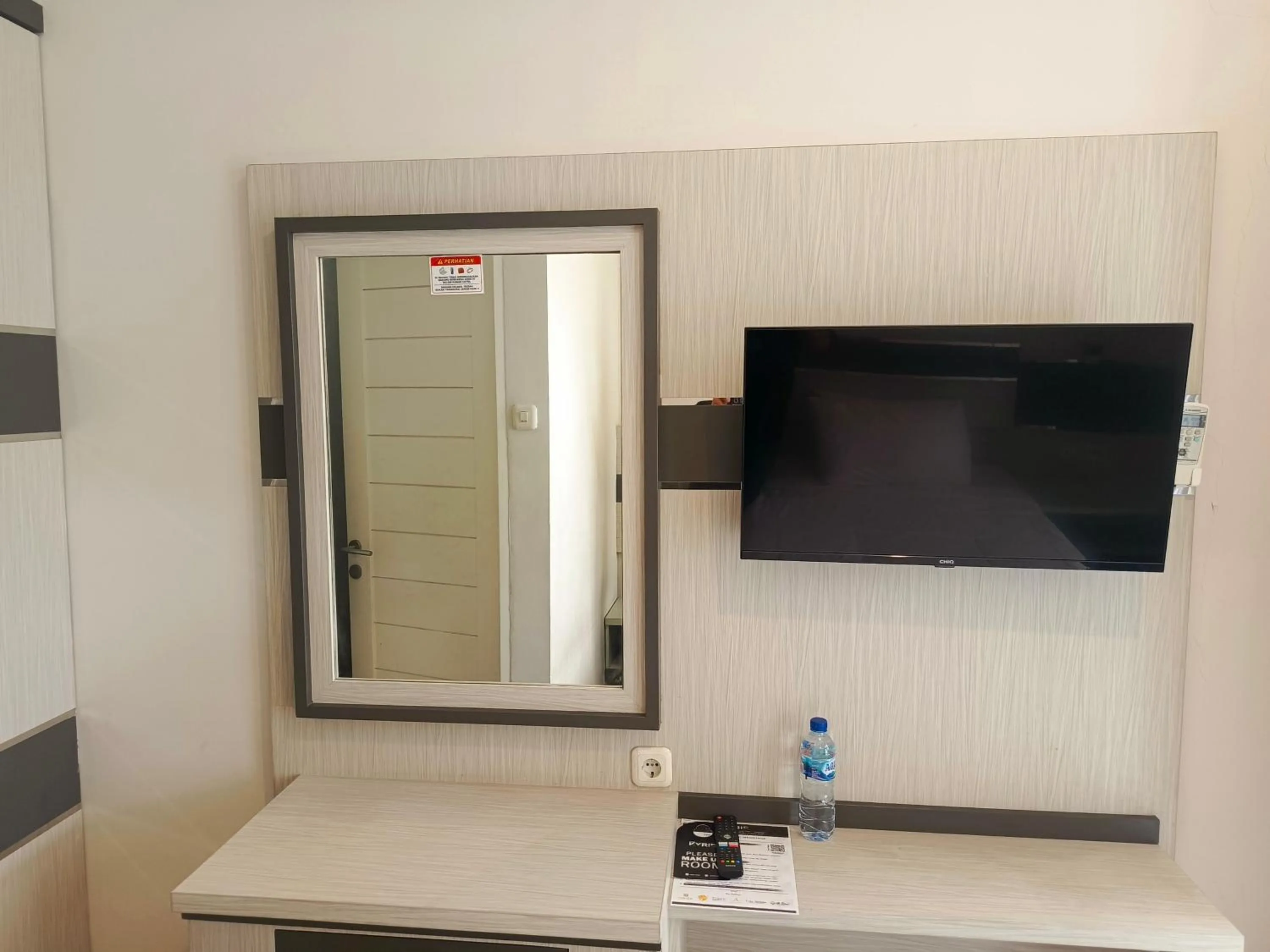 TV and multimedia in Kyrie Hotel