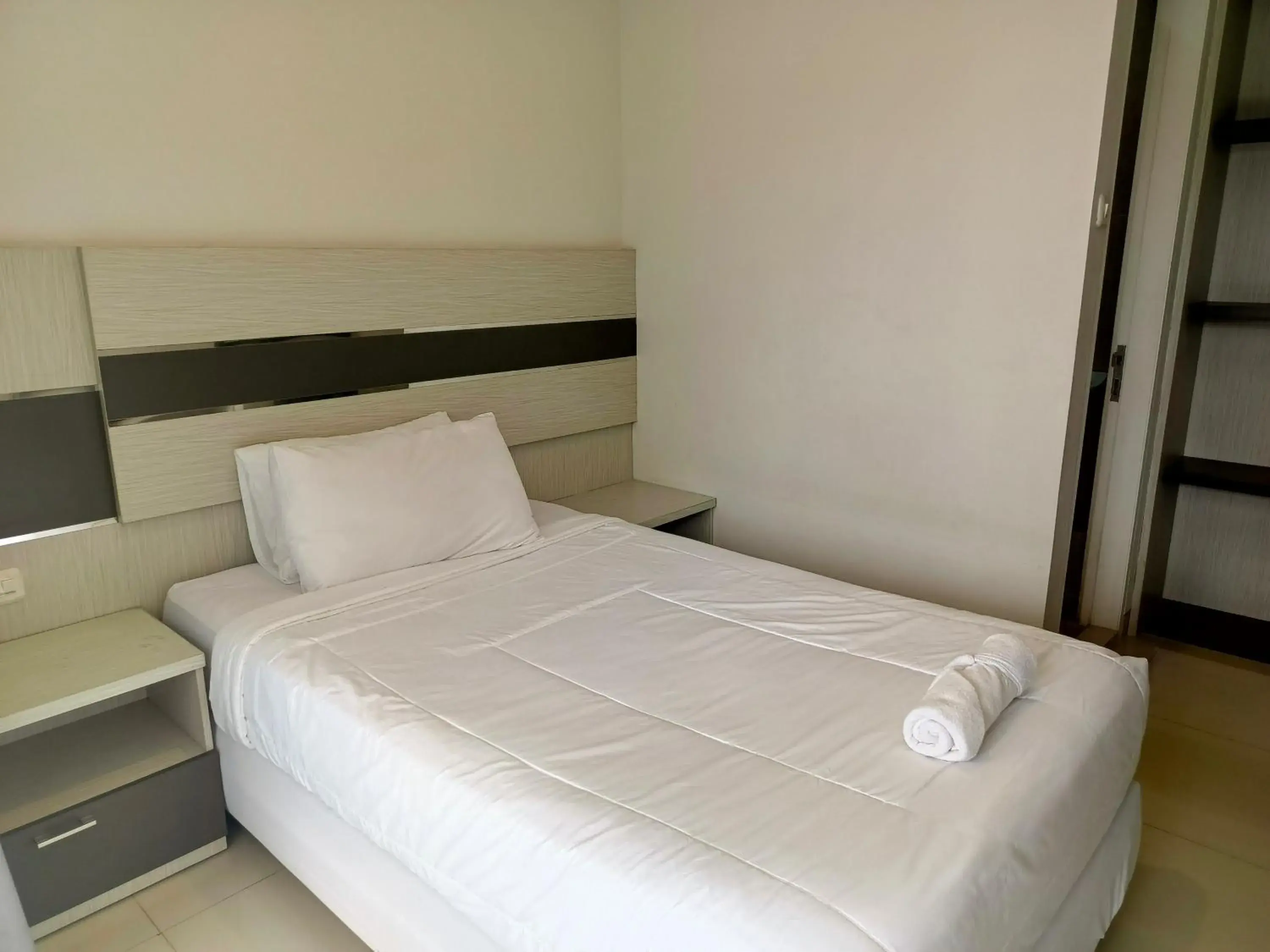 Bed in Kyrie Hotel Bed in Kyrie Hotel