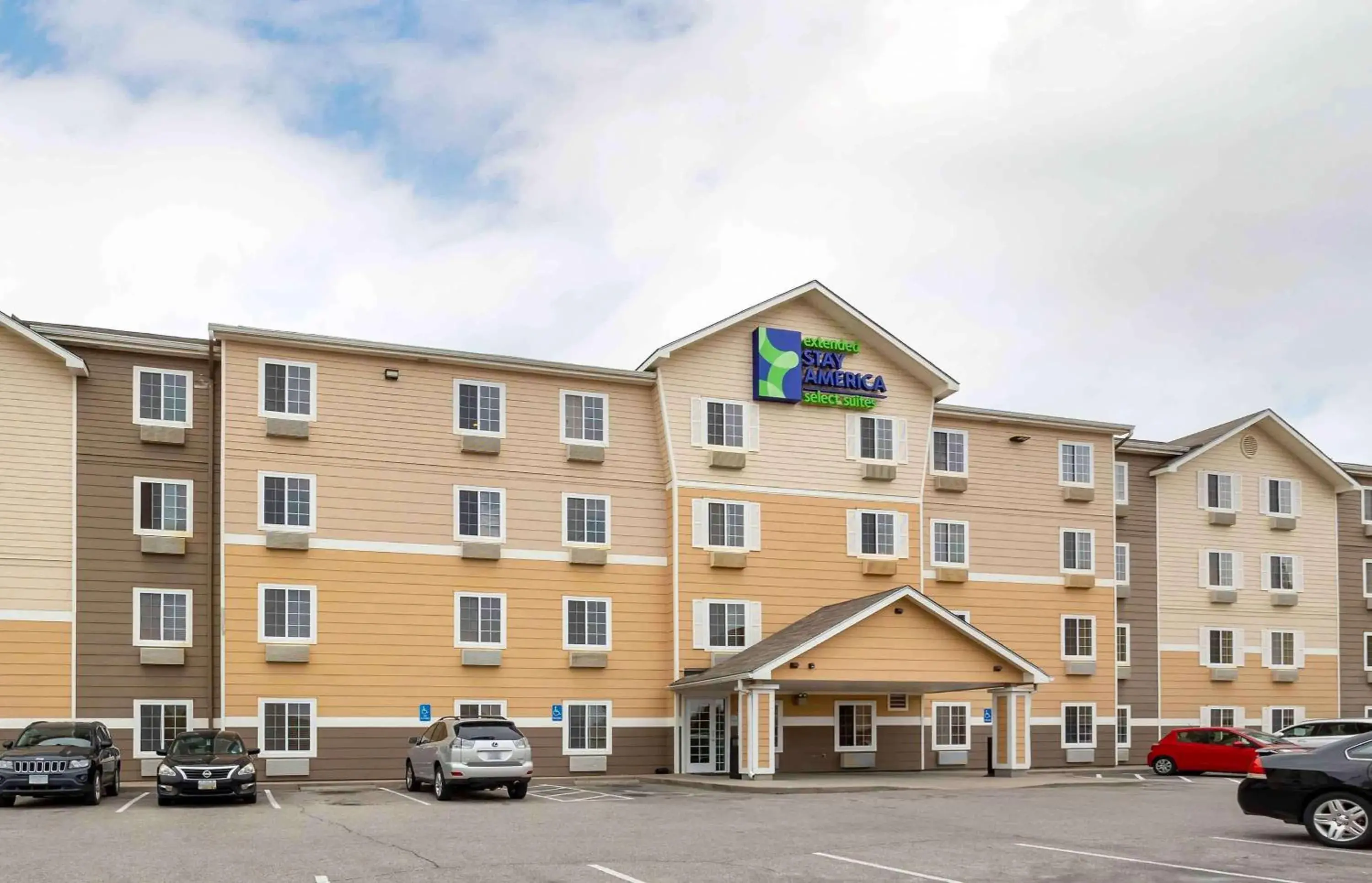 Property building in Extended Stay America Select Suites - Wichita - Airport Property building in Extended Stay America Select Suites - Wichita - Airport