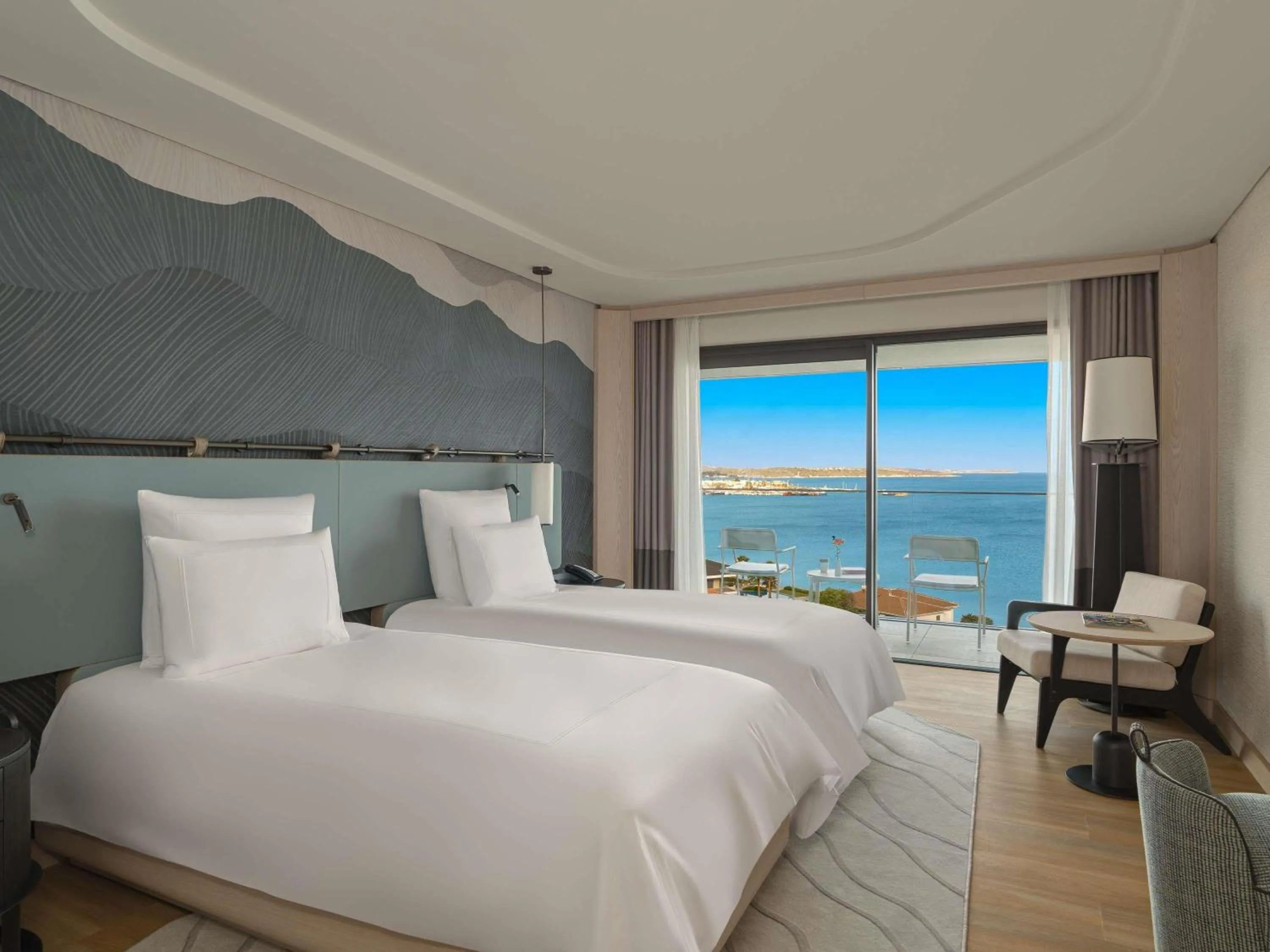Bedroom, Bed in Swissotel Resort And Spa Cesme