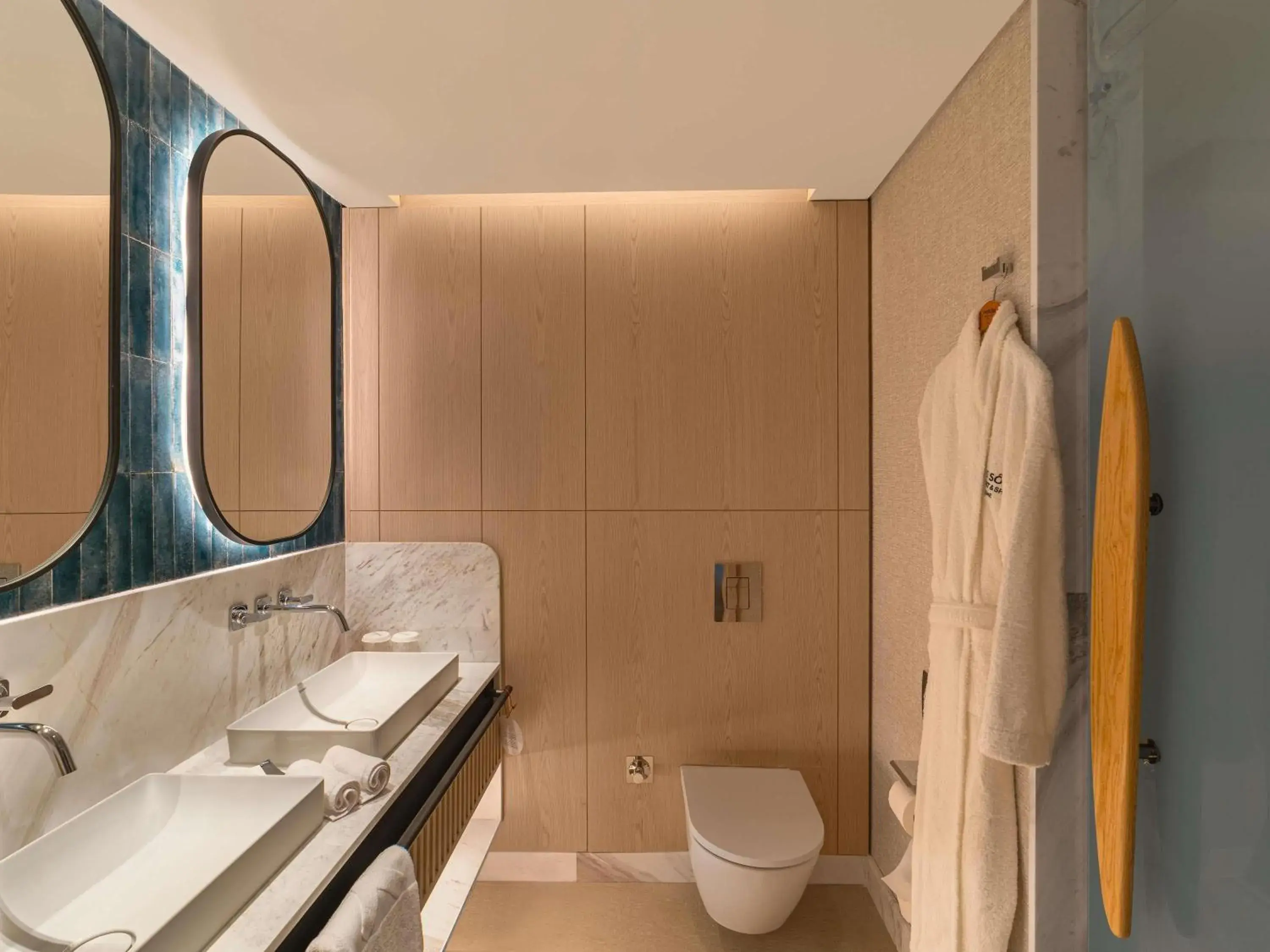 Bedroom in Swissotel Resort And Spa Cesme Bedroom in Swissotel Resort And Spa Cesme