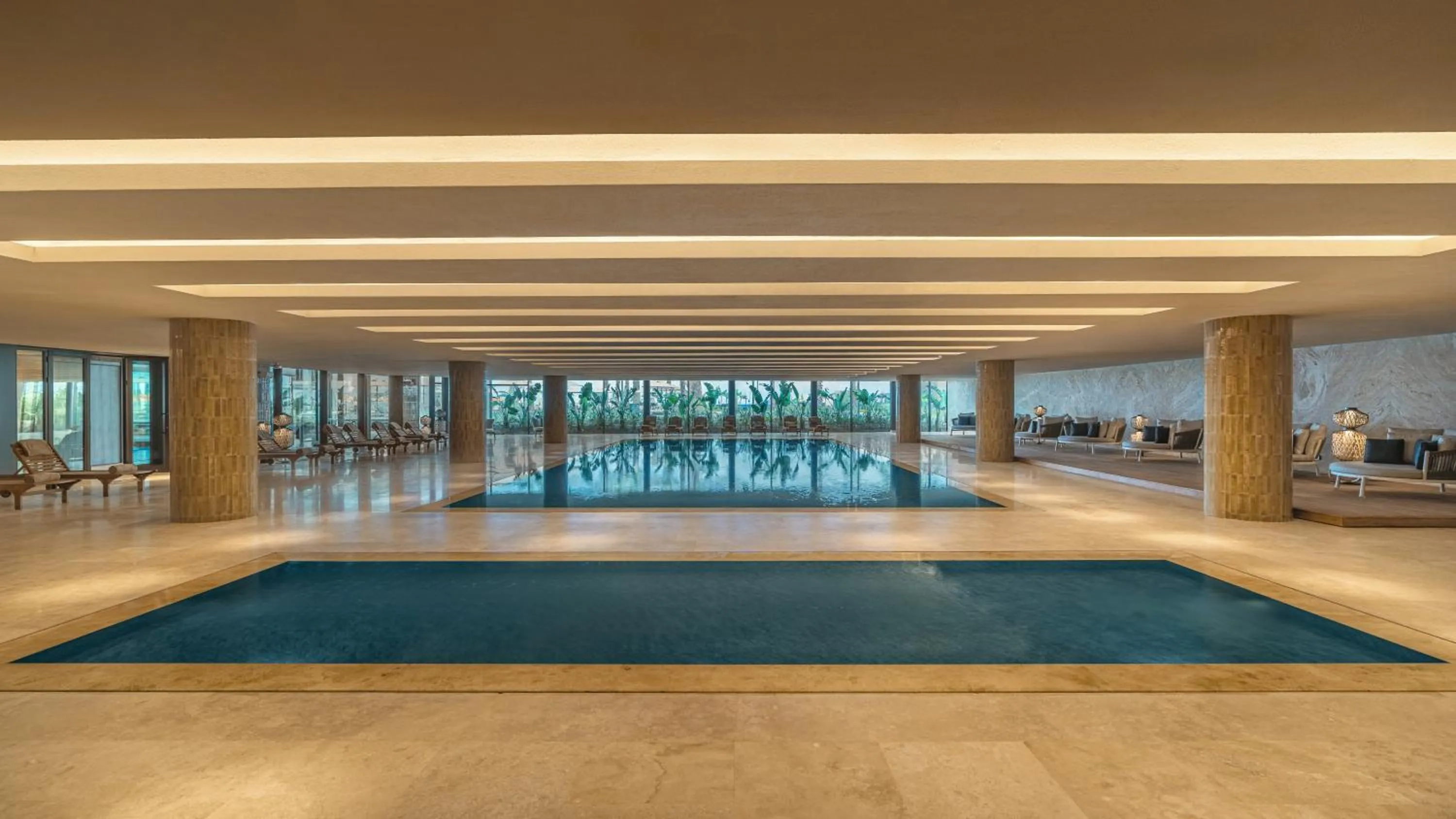 Swimming pool in Swissotel Resort And Spa Cesme