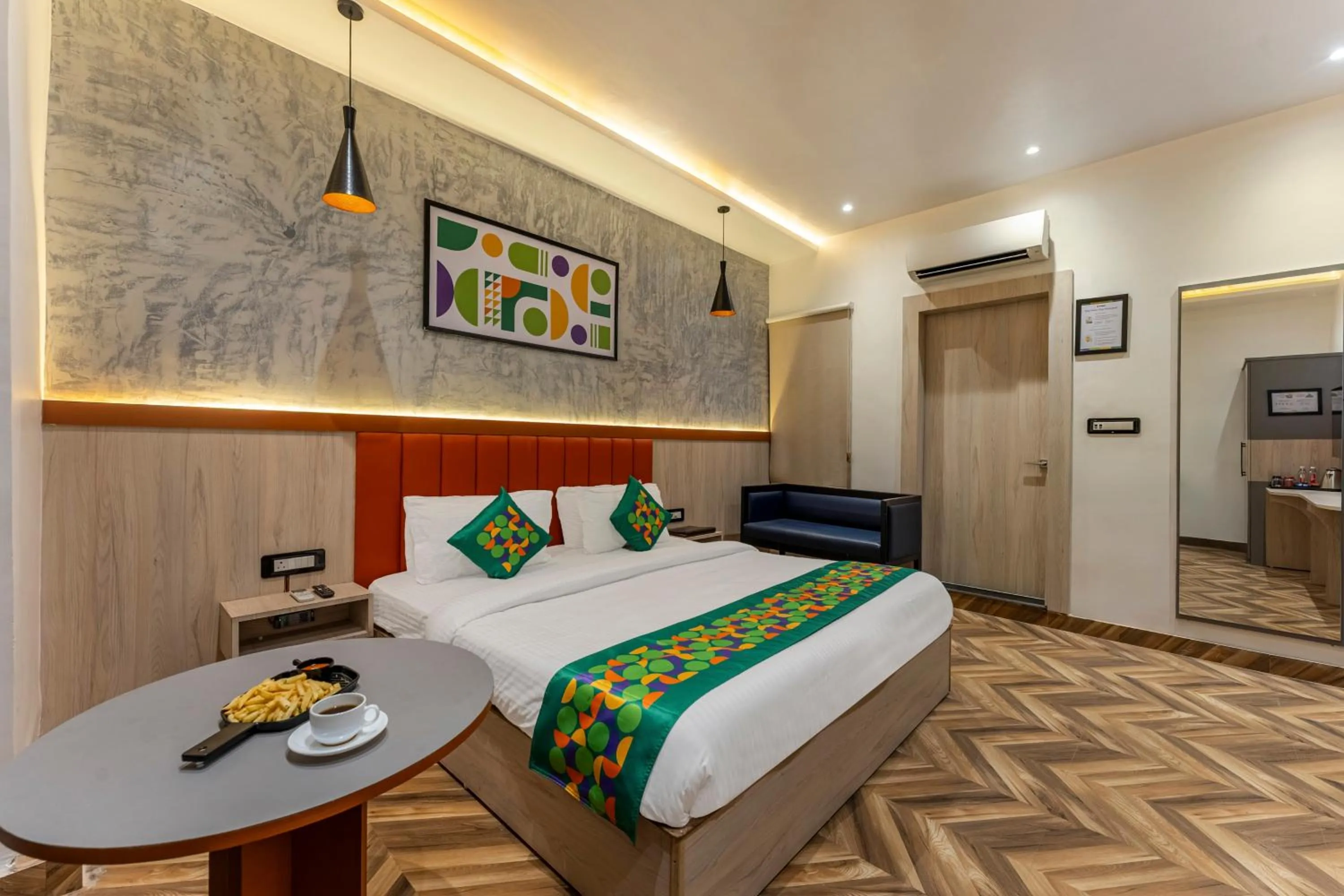 Bedroom, Bed in Treebo Divine Stay Prayagraj