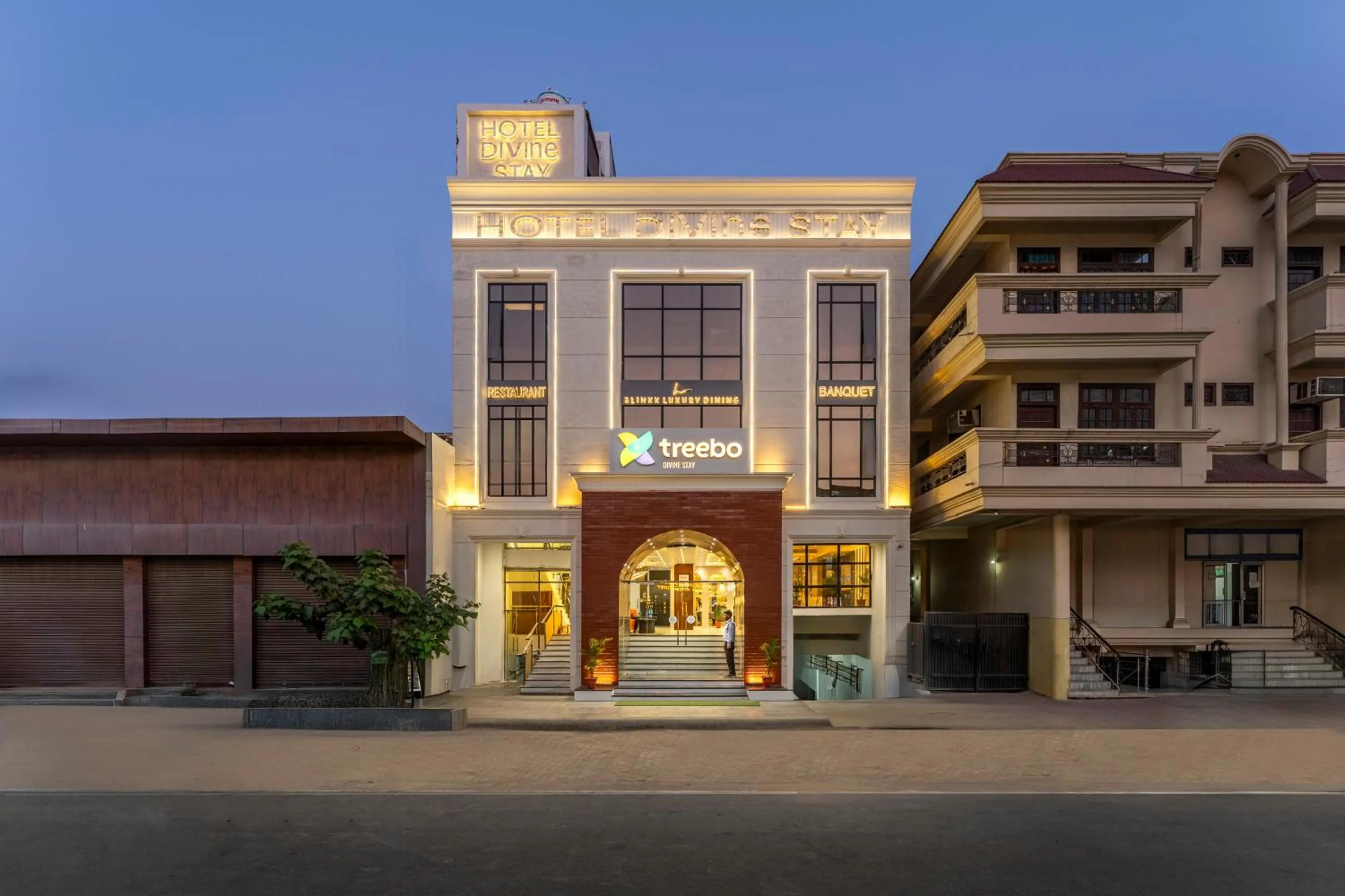 Property building in Treebo Divine Stay Prayagraj