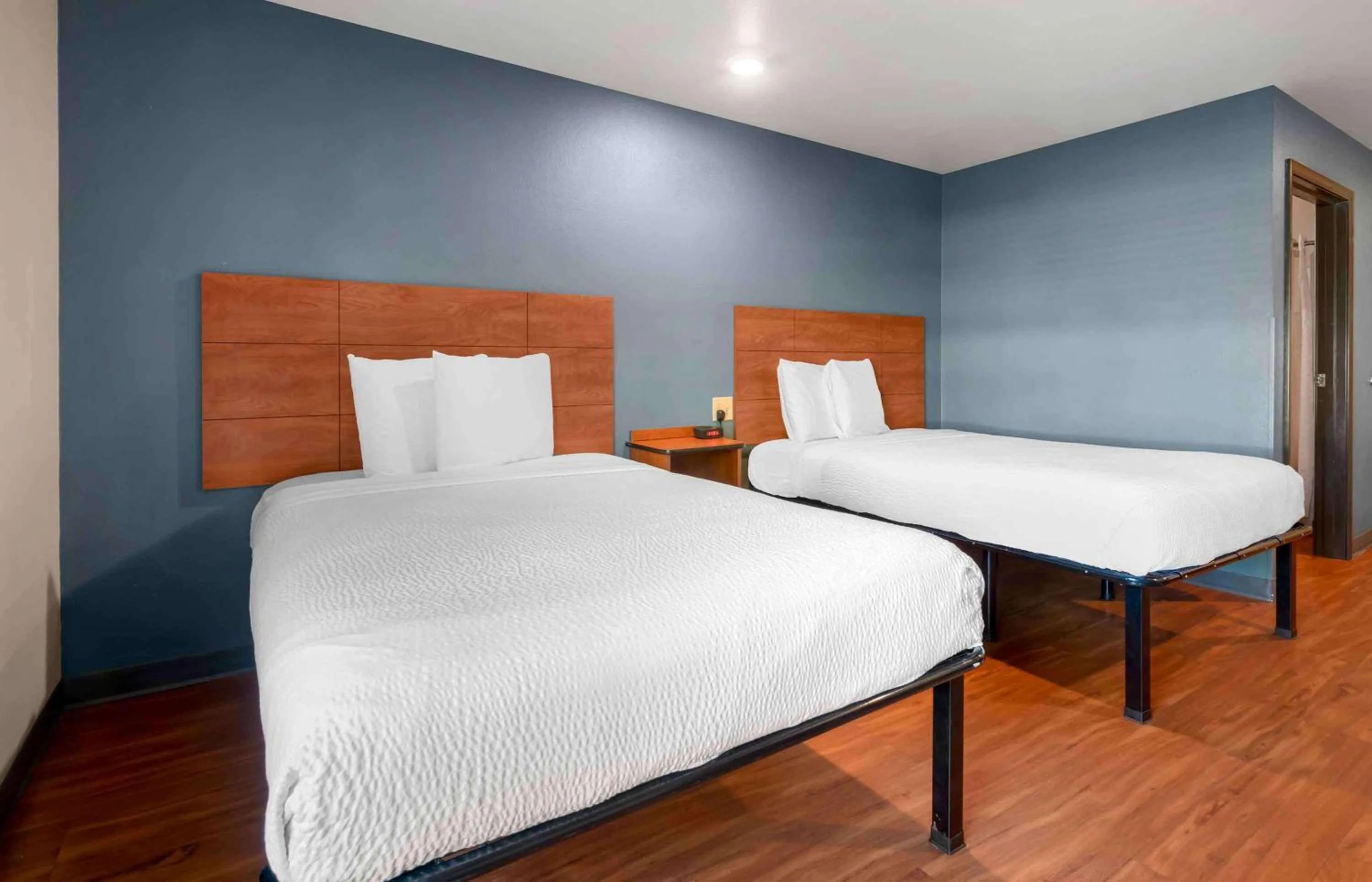 Bedroom, Bed in Extended Stay America Select Suites - Oklahoma City - Bethany