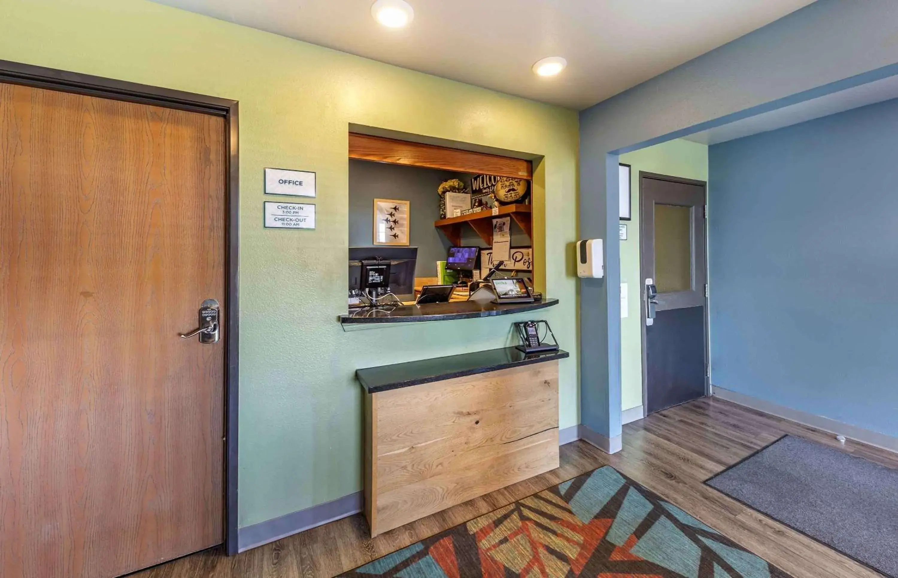 Lobby or reception in Extended Stay America Select Suites - Oklahoma City - Bethany Lobby or reception in Extended Stay America Select Suites - Oklahoma City - Bethany