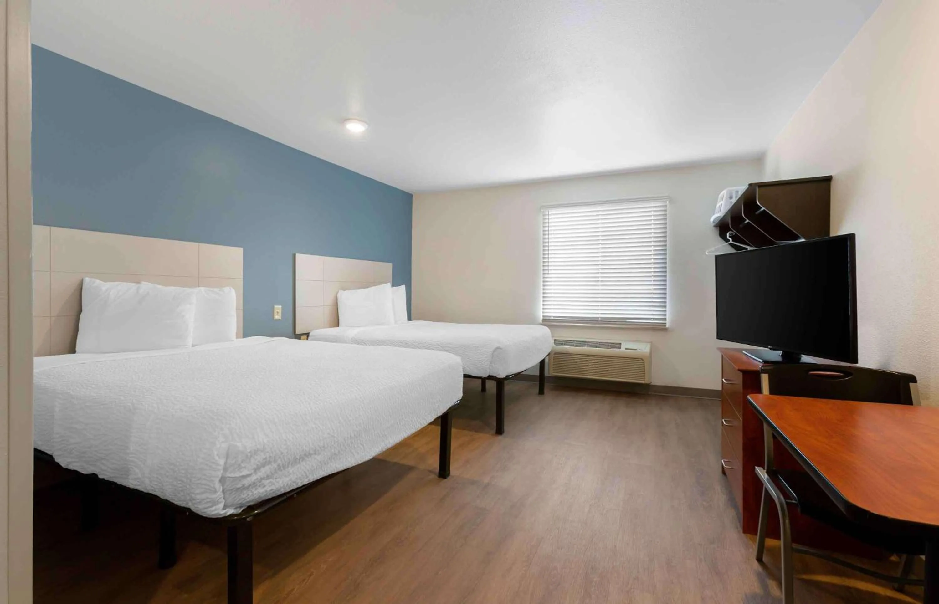 Bedroom, Bed in Extended Stay America Select Suites - El Paso - East