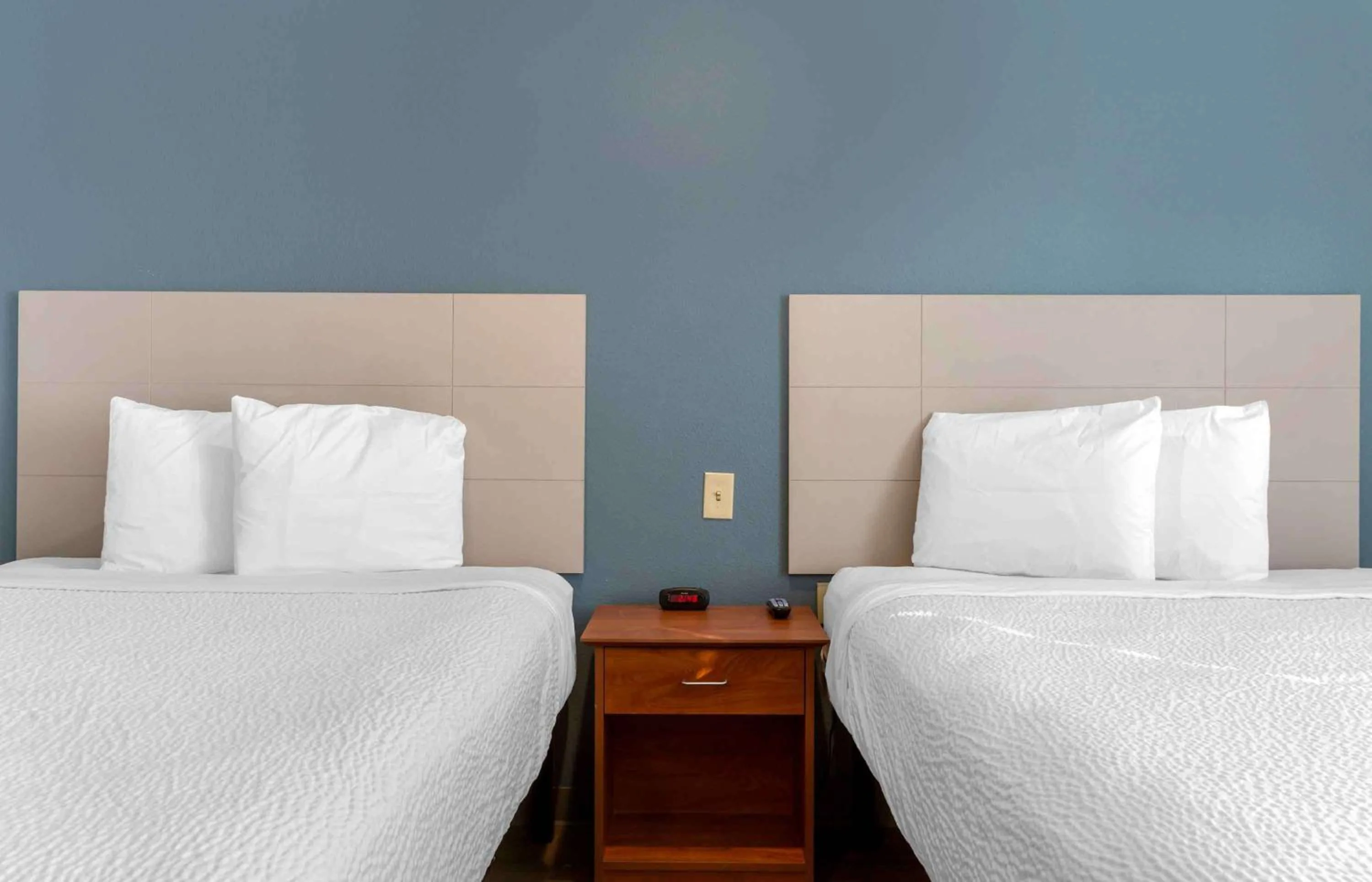 Bedroom, Bed in Extended Stay America Select Suites - El Paso - East