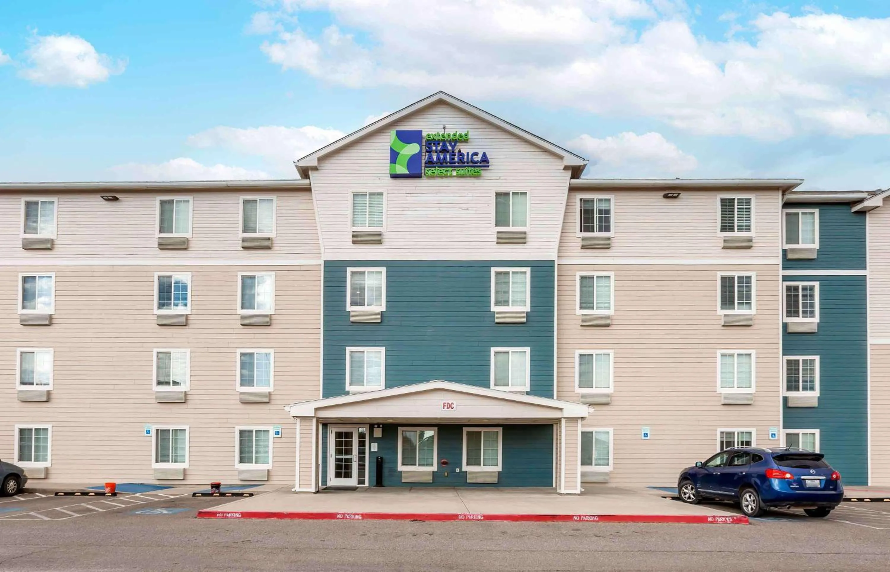 Property building in Extended Stay America Select Suites - El Paso - East