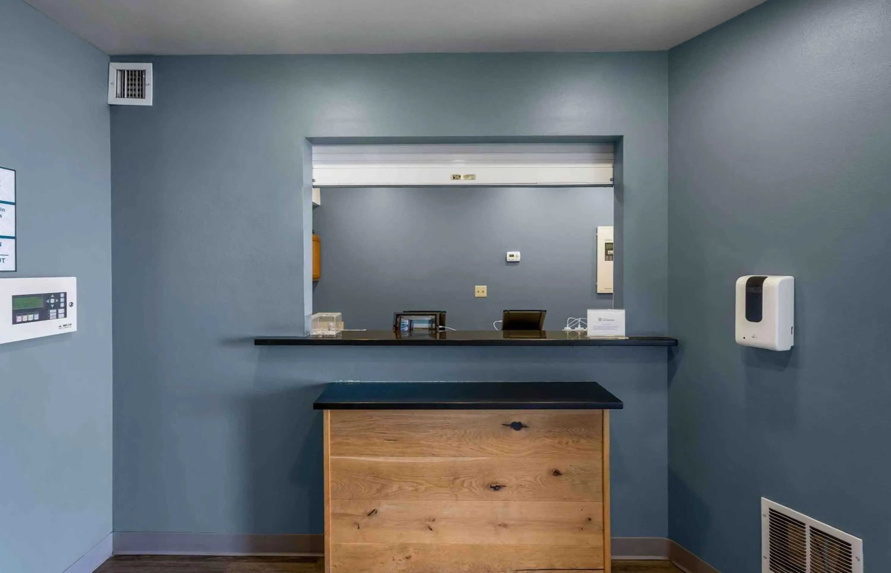 Lobby or reception in Extended Stay America Select Suites - Ogden Lobby or reception in Extended Stay America Select Suites - Ogden