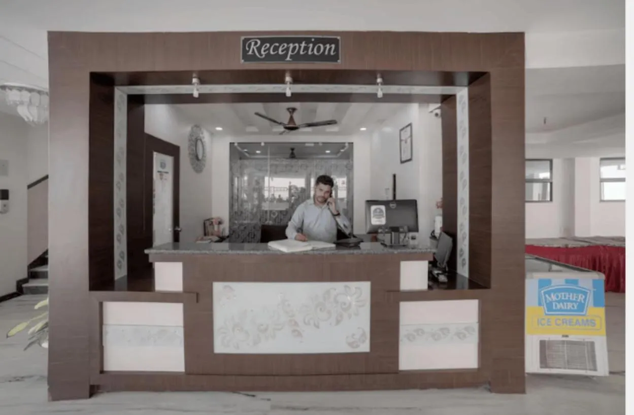 Lobby or reception in Hotel Asian Inn, Nagpur