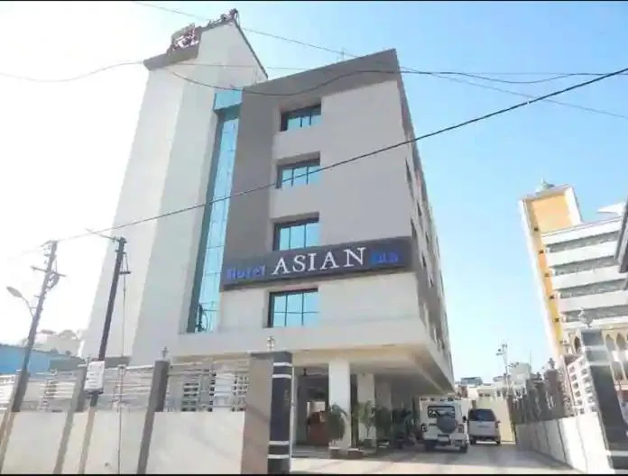 Property building in Hotel Asian Inn, Nagpur