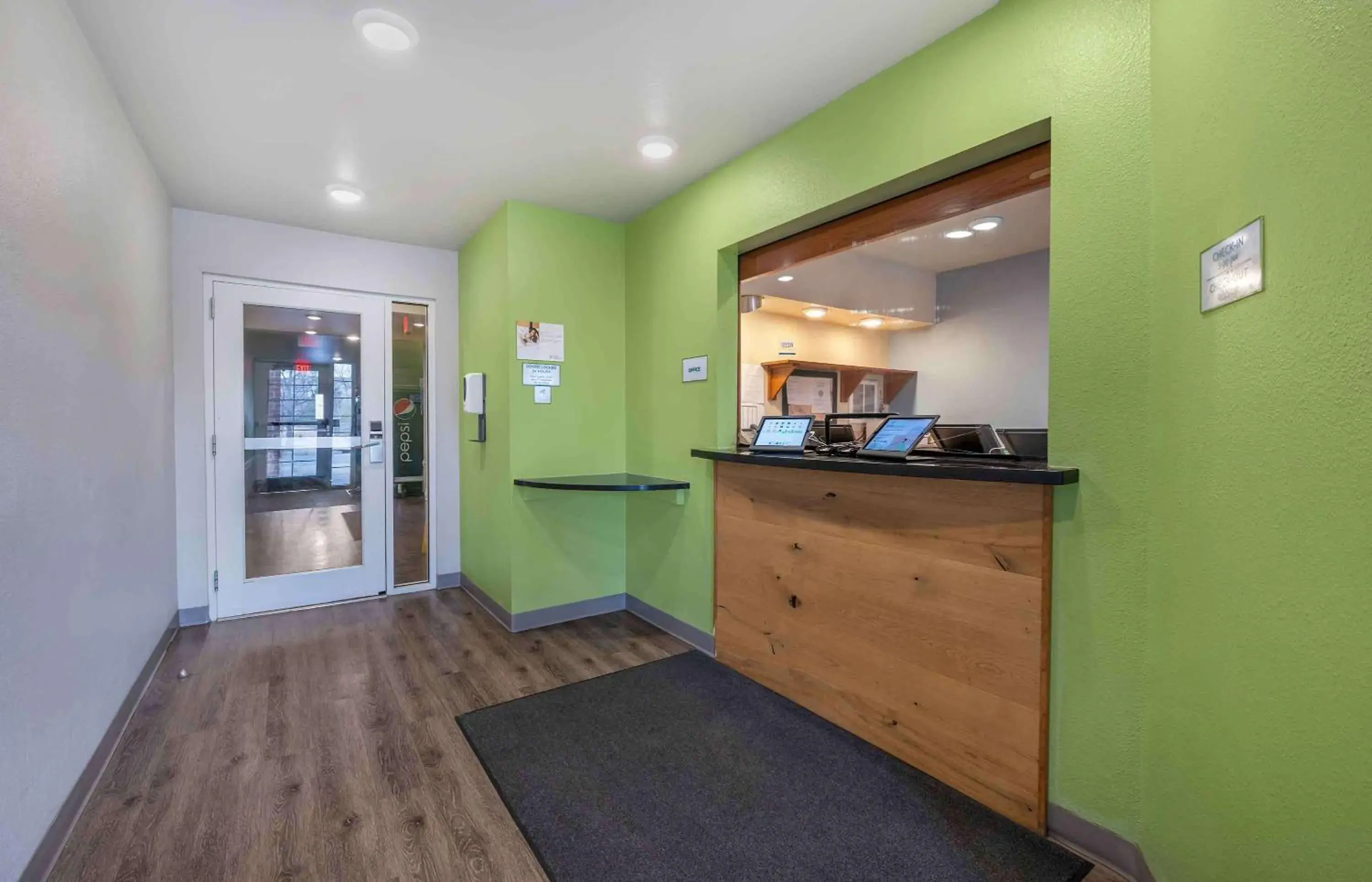 Lobby or reception in Extended Stay America Select Suites - Dayton - Miamisburg Lobby or reception in Extended Stay America Select Suites - Dayton - Miamisburg