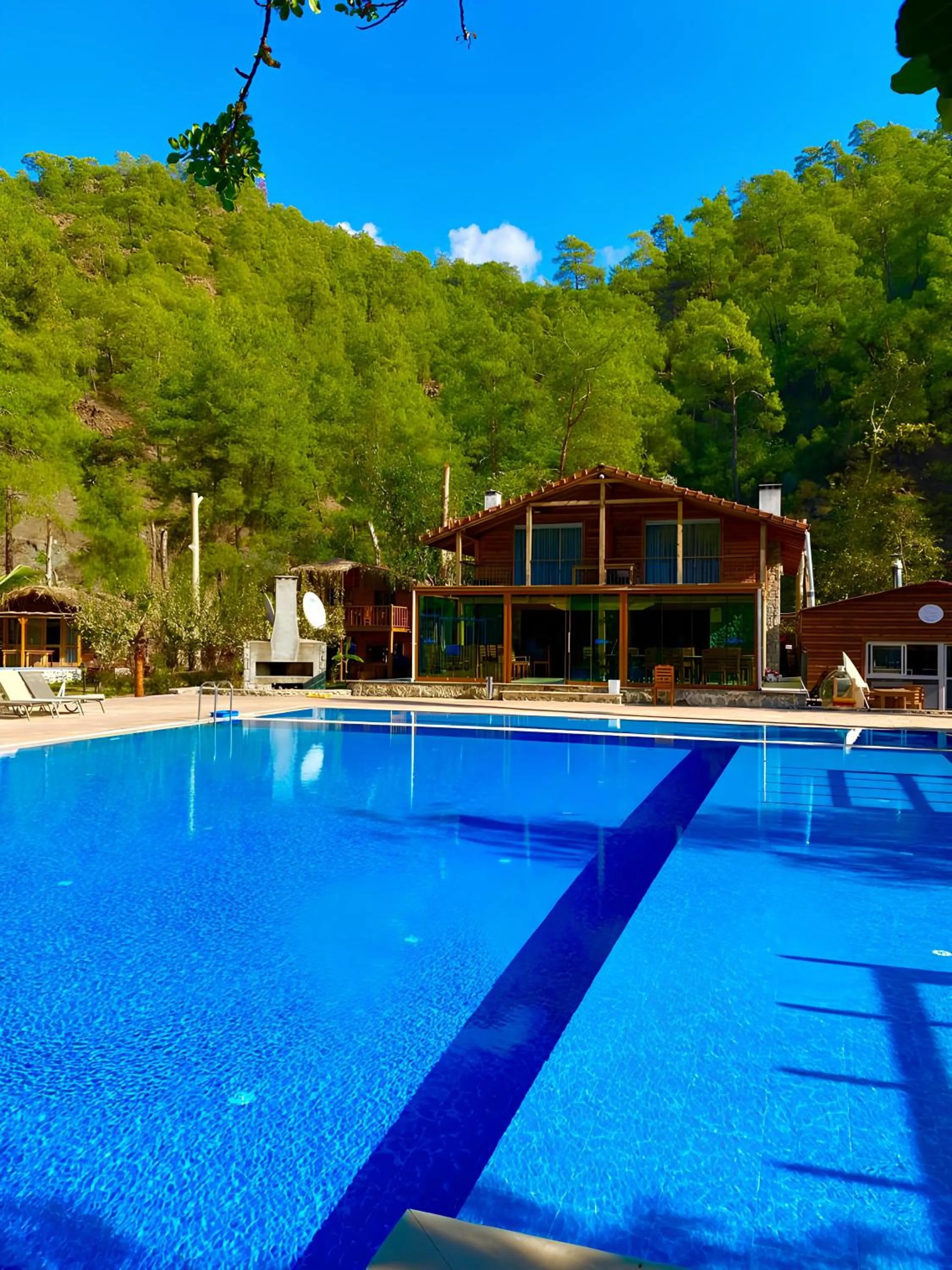 Swimming pool in Gizli Cennet Villages Hotel
