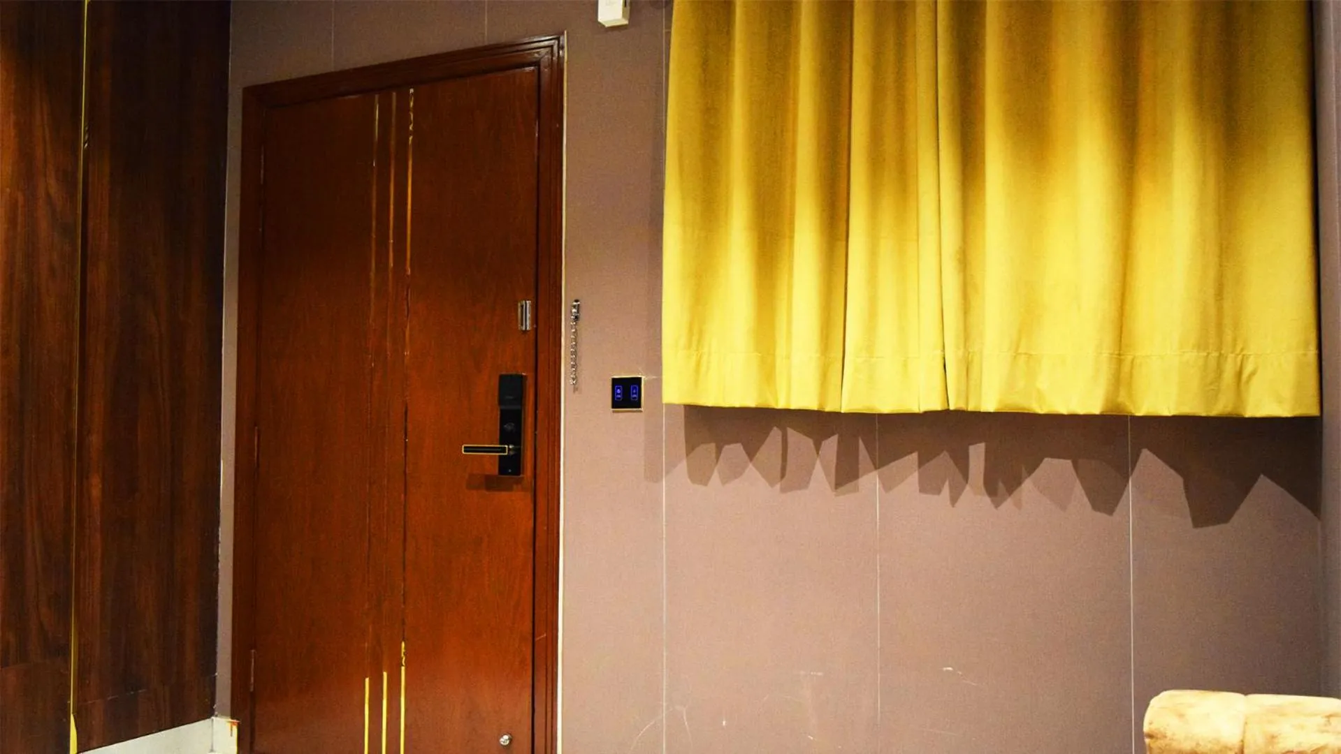 Courteous Hotel