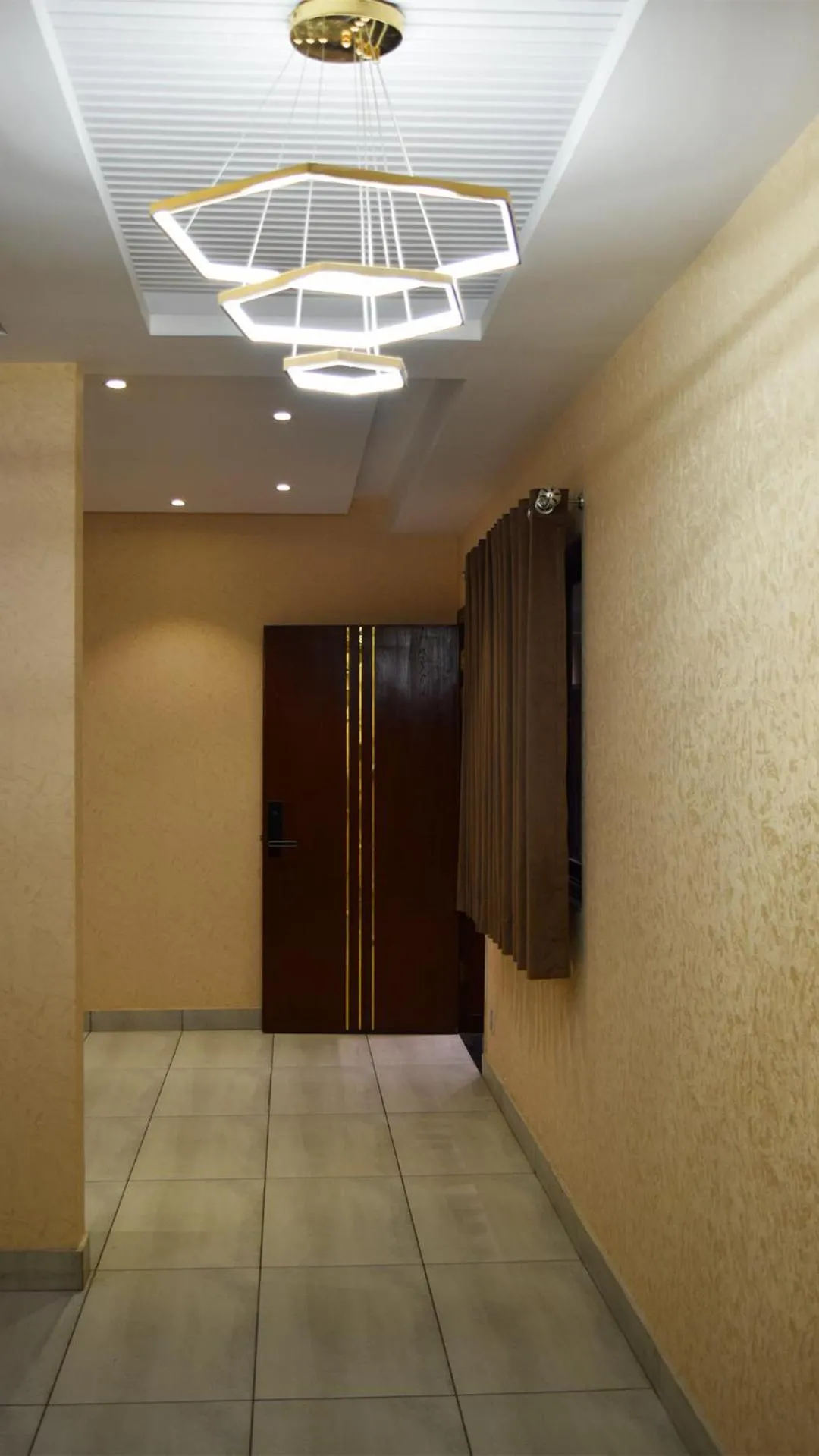 Courteous Hotel