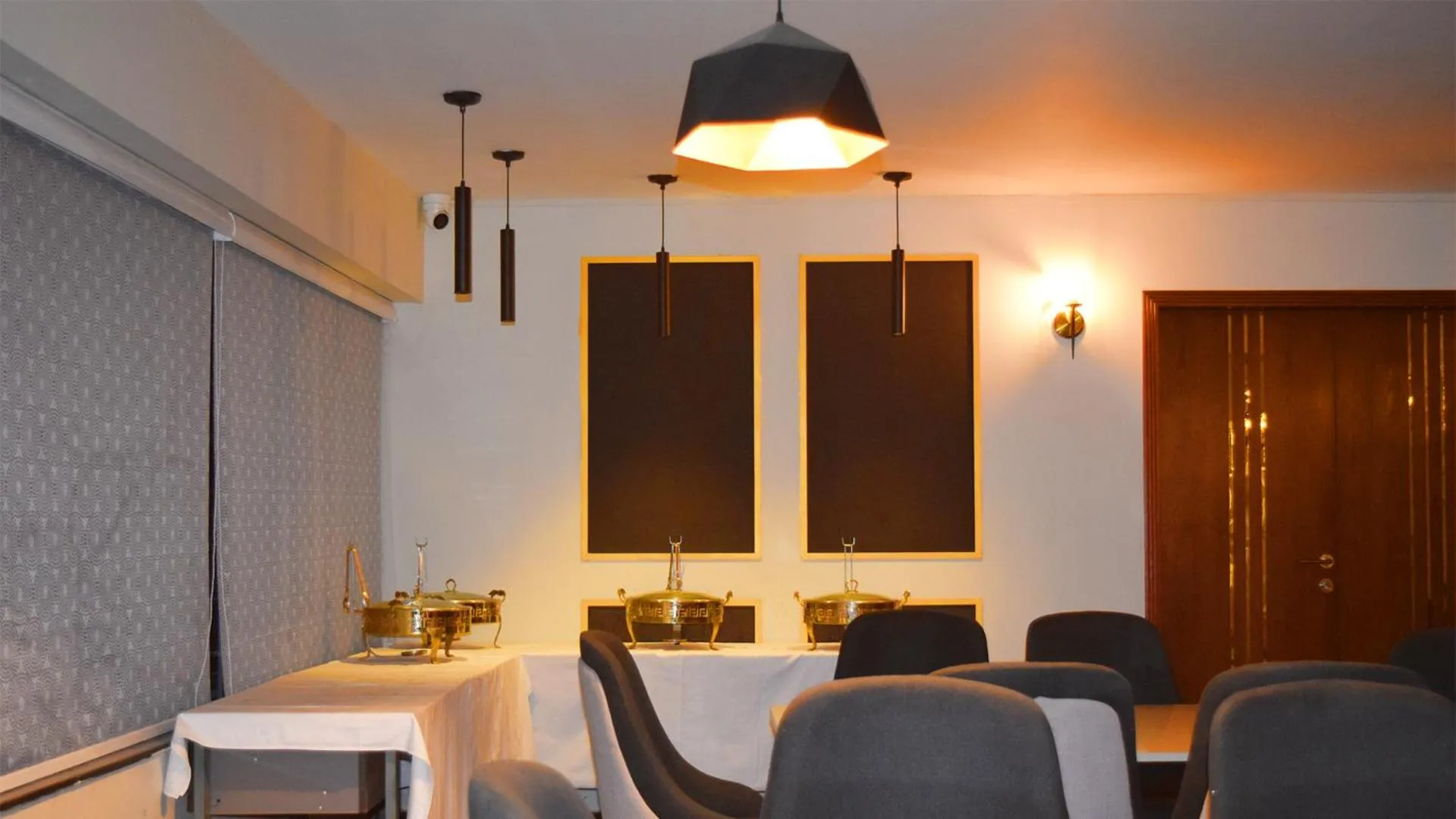 Courteous Hotel