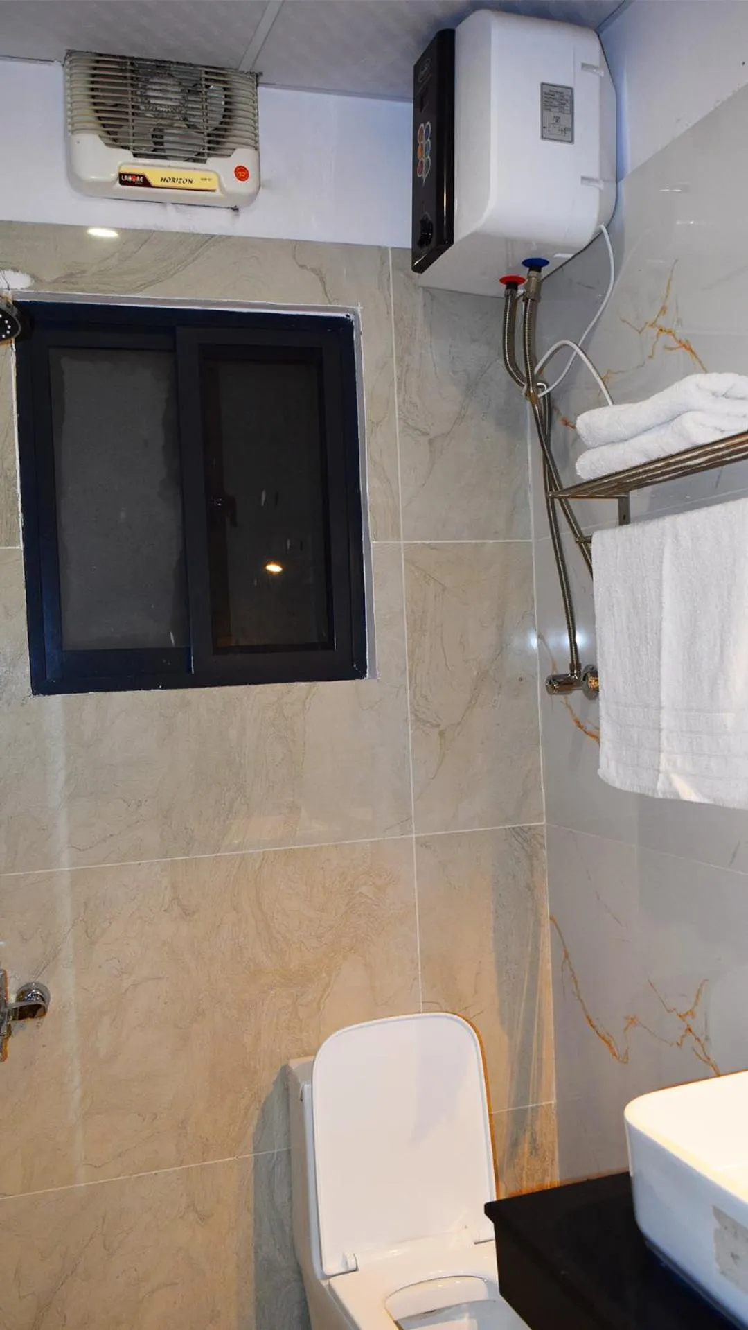 Courteous Hotel