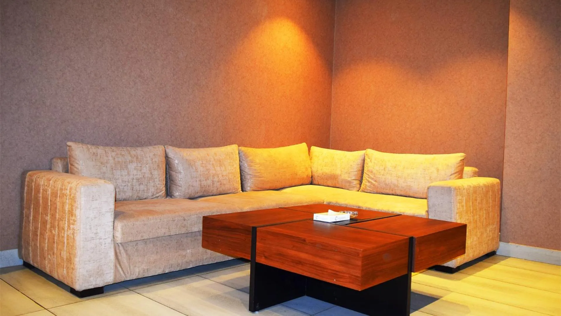 Courteous Hotel