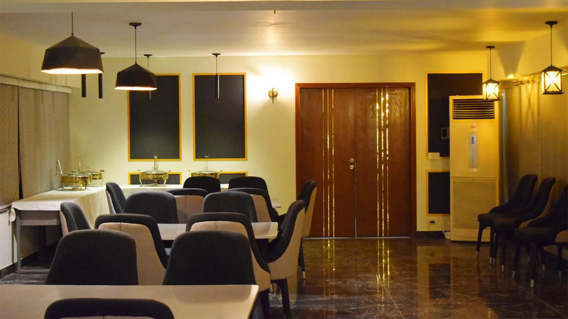 Courteous Hotel
