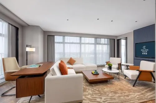 Golden Tulip Qingdao Hongdao Exhibition Center Hotel