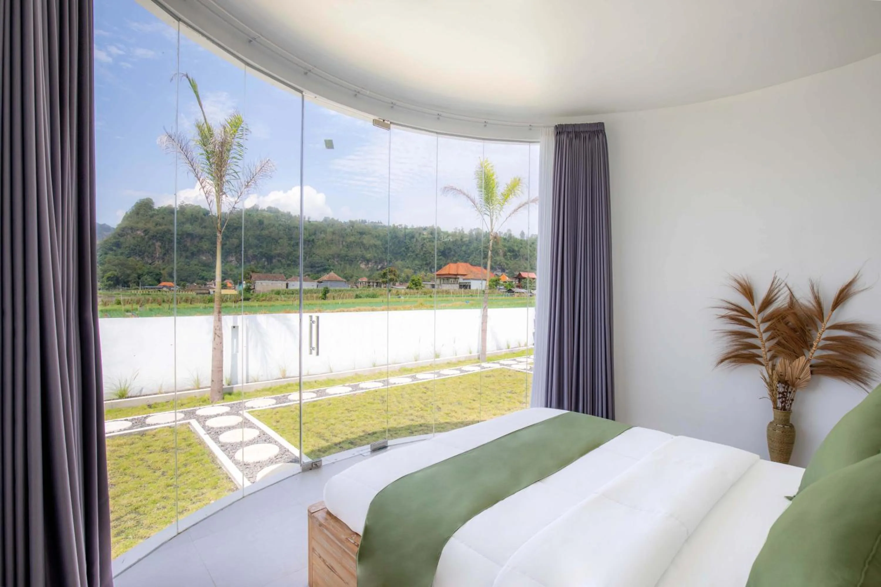 Bed in Intan Lake View Kintamani