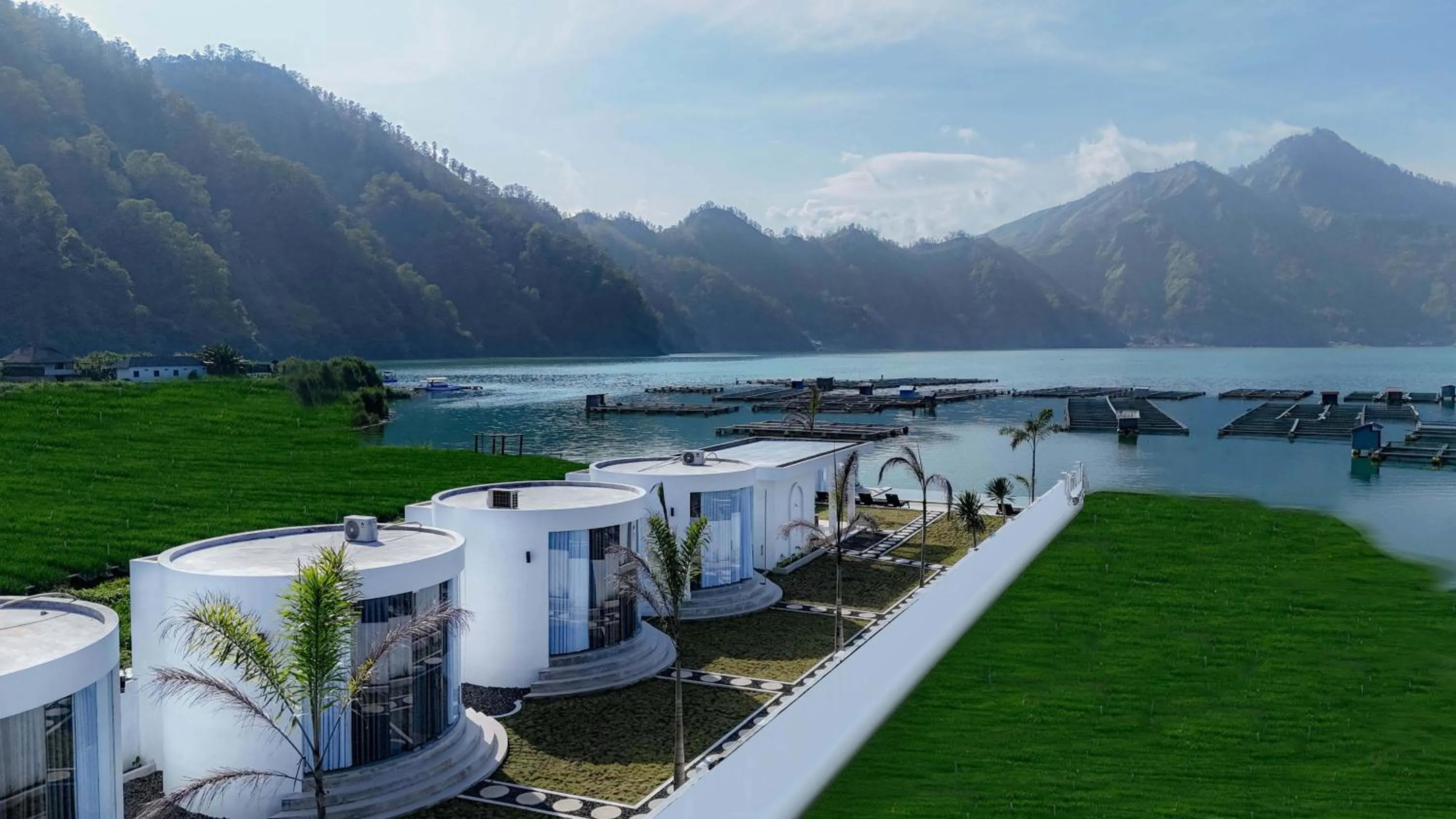 Property building in Intan Lake View Kintamani