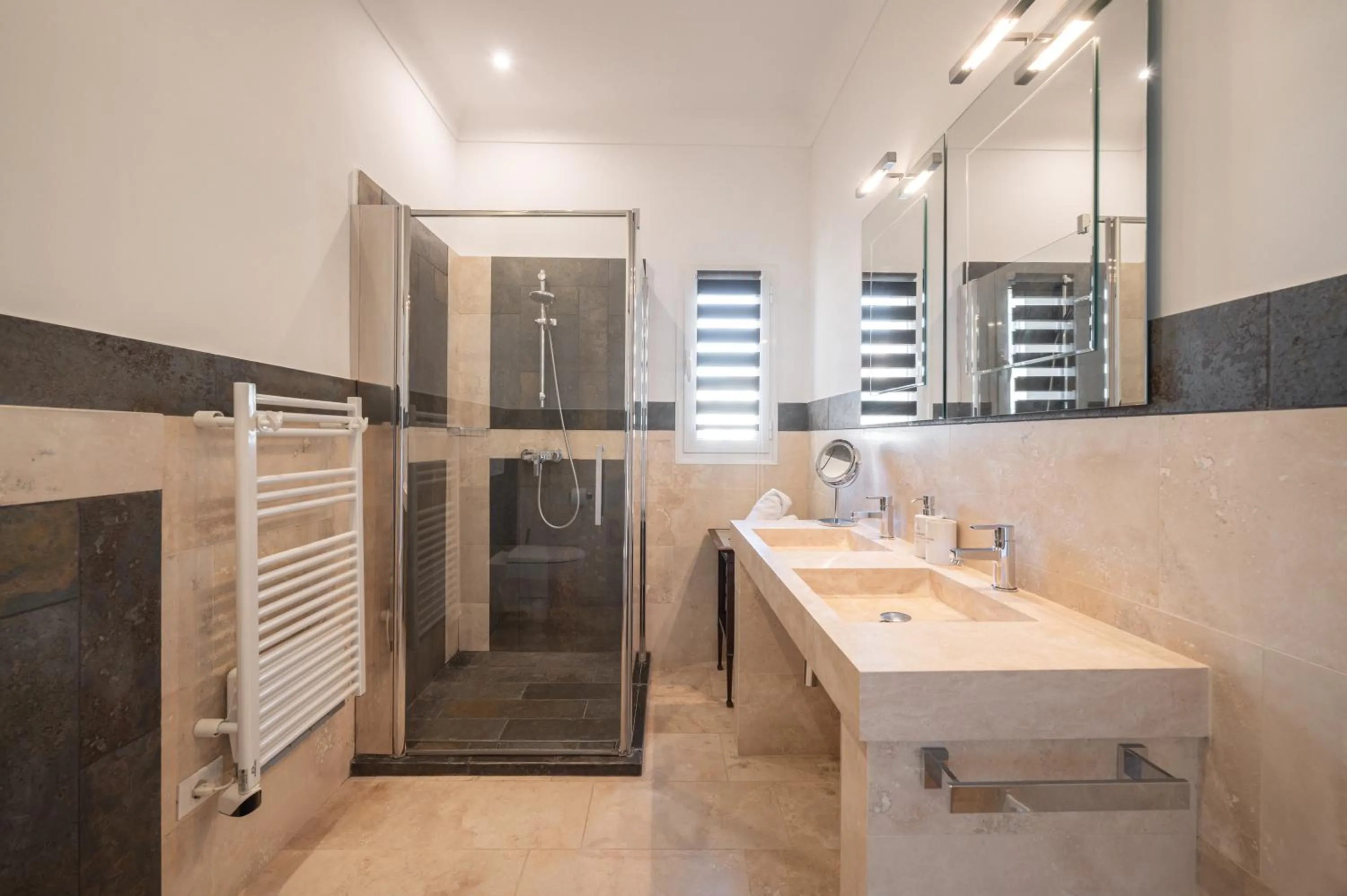 Bathroom in La Fabrique ¿oup¿