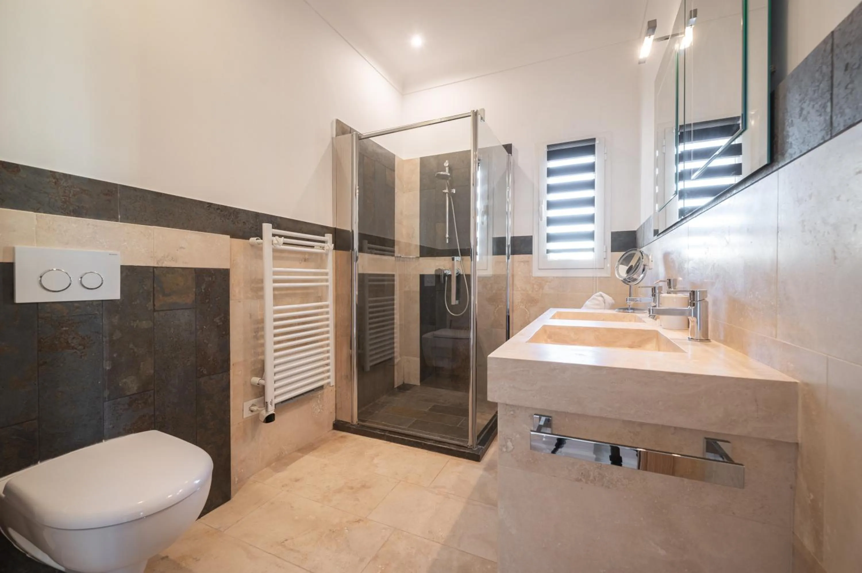 Bathroom in La Fabrique ¿oup¿