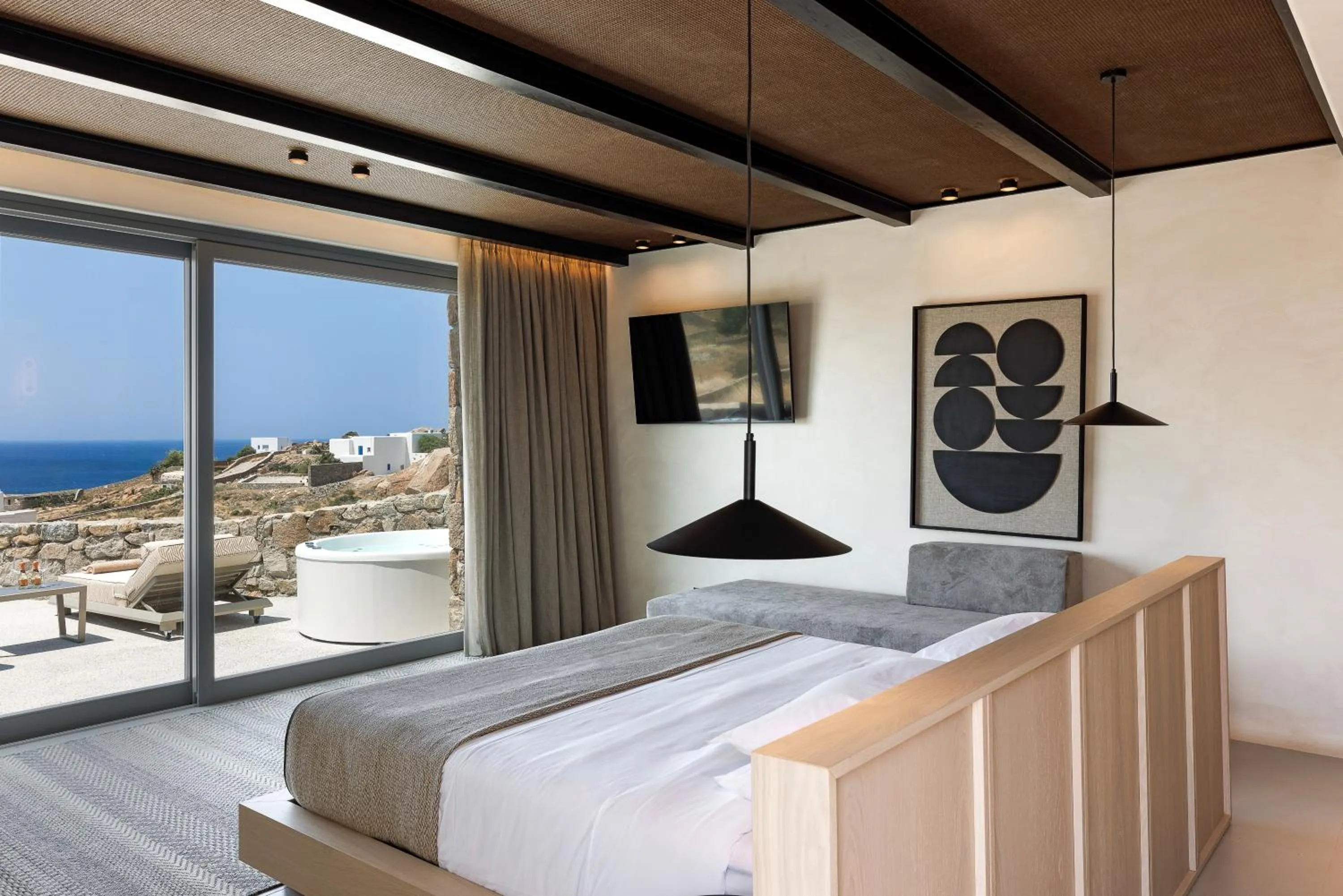 Bed in Maximus Mykonos