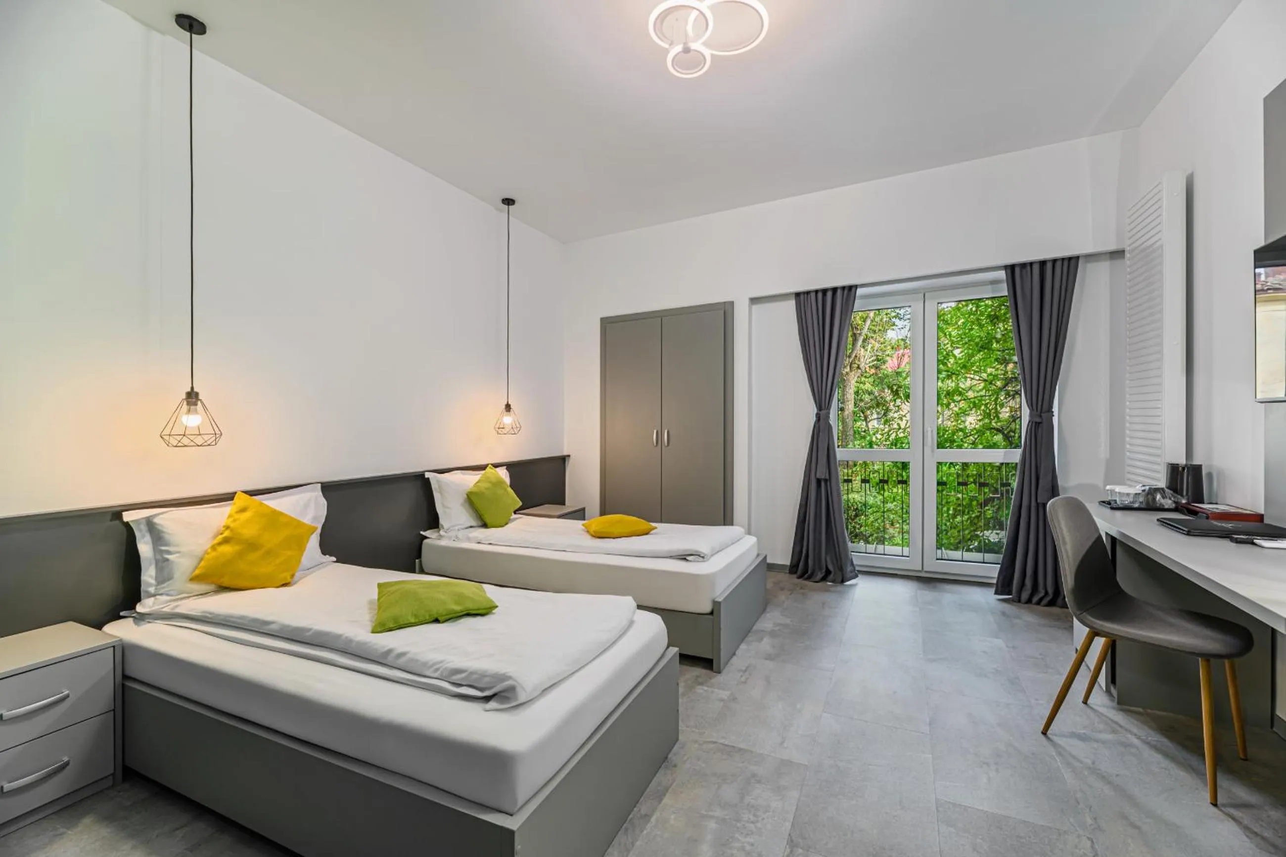 Bed in Johann Strauss Hotel