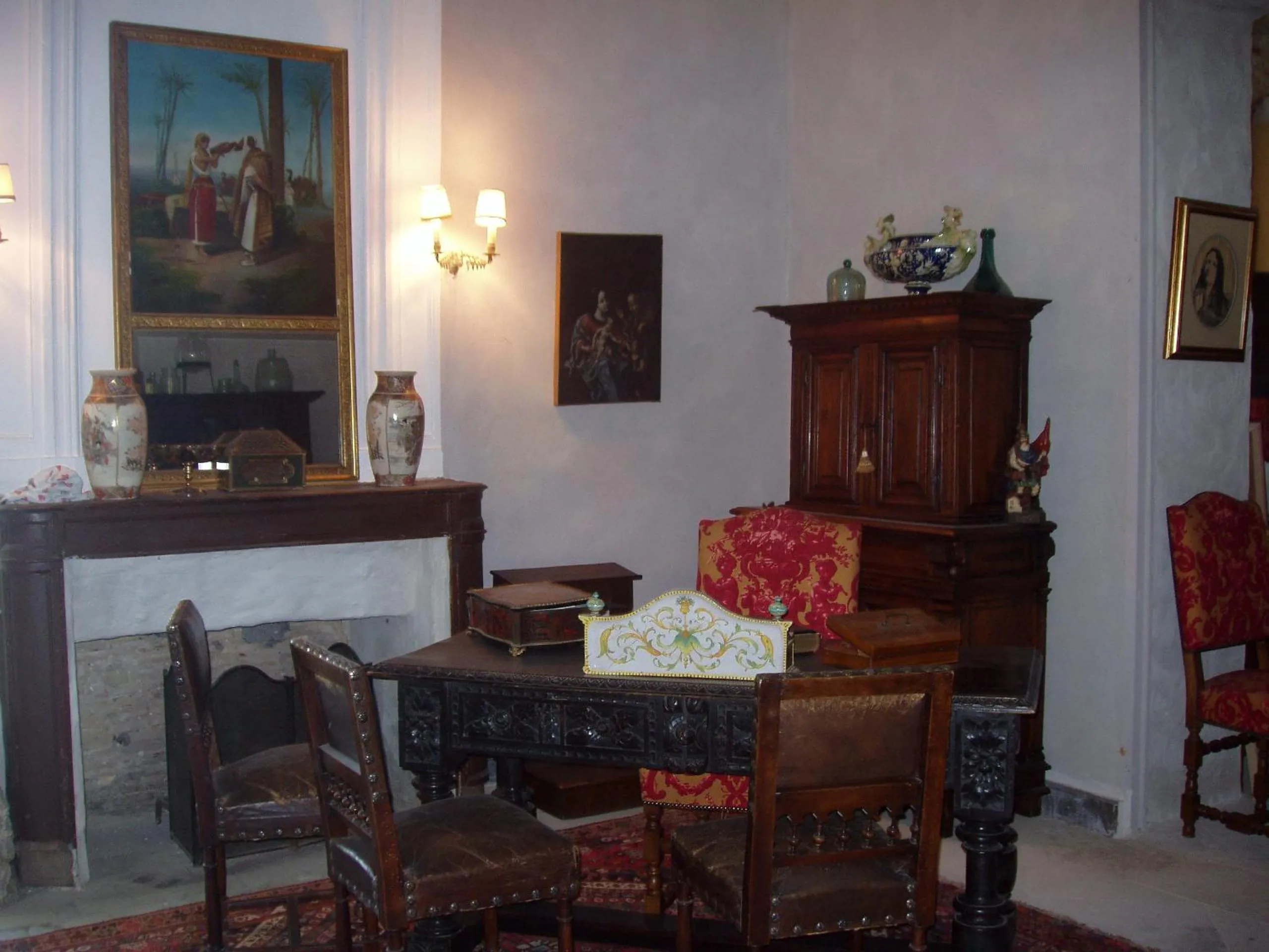 Decorative detail in Chateau de la Bastide