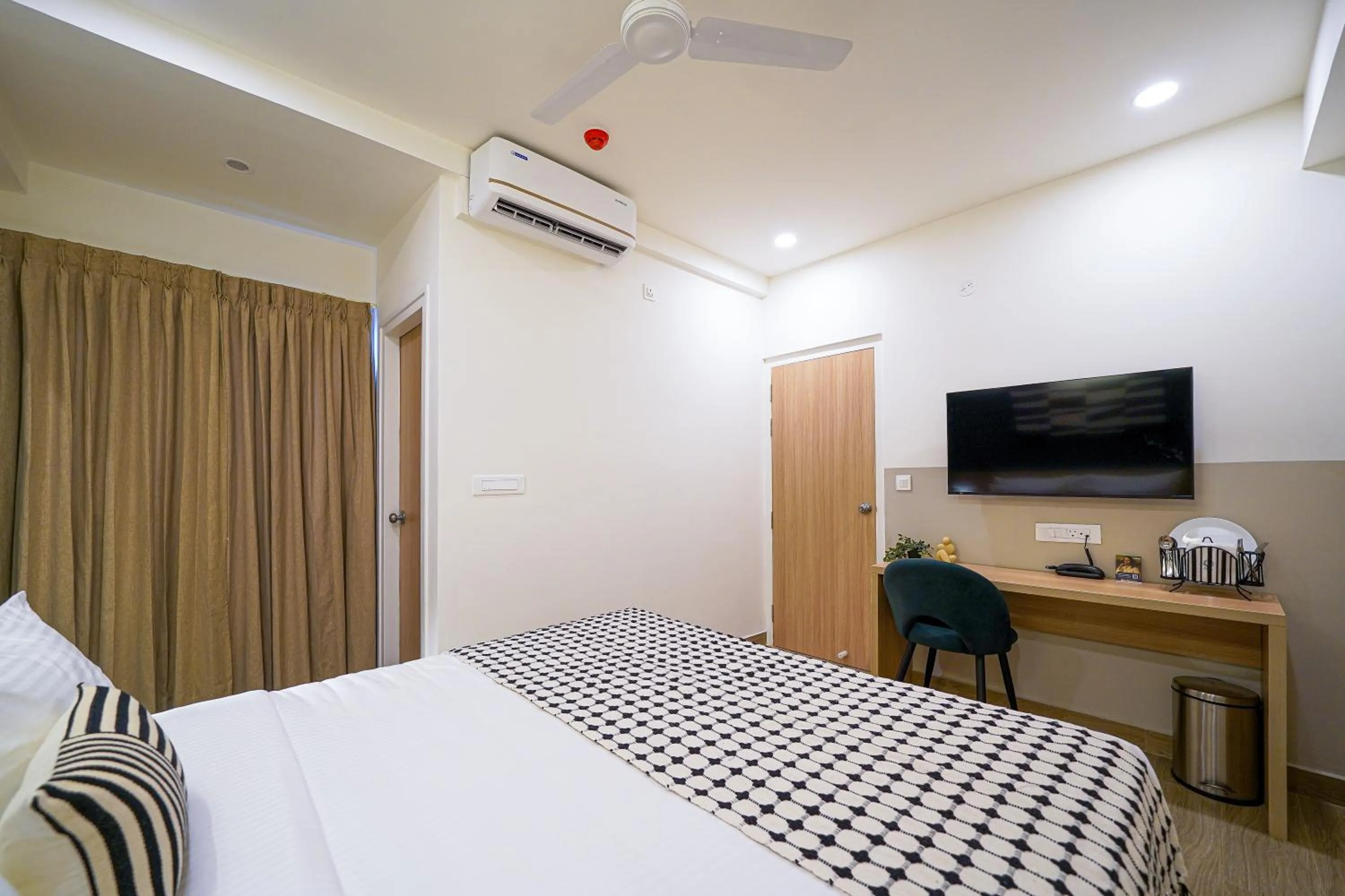 Bedroom, Bed in Olive Hotel Hoodi by Embassy Group