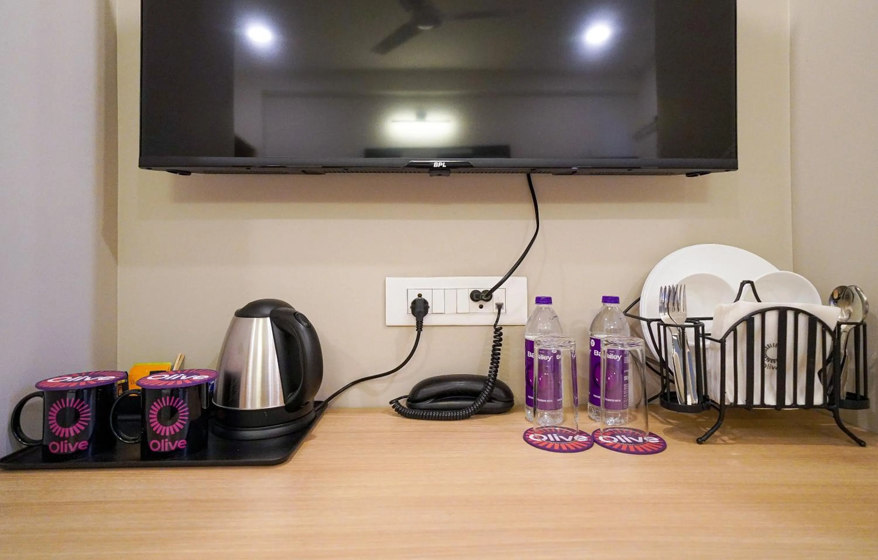 Coffee/tea facilities in Olive Hotel Hoodi by Embassy Group