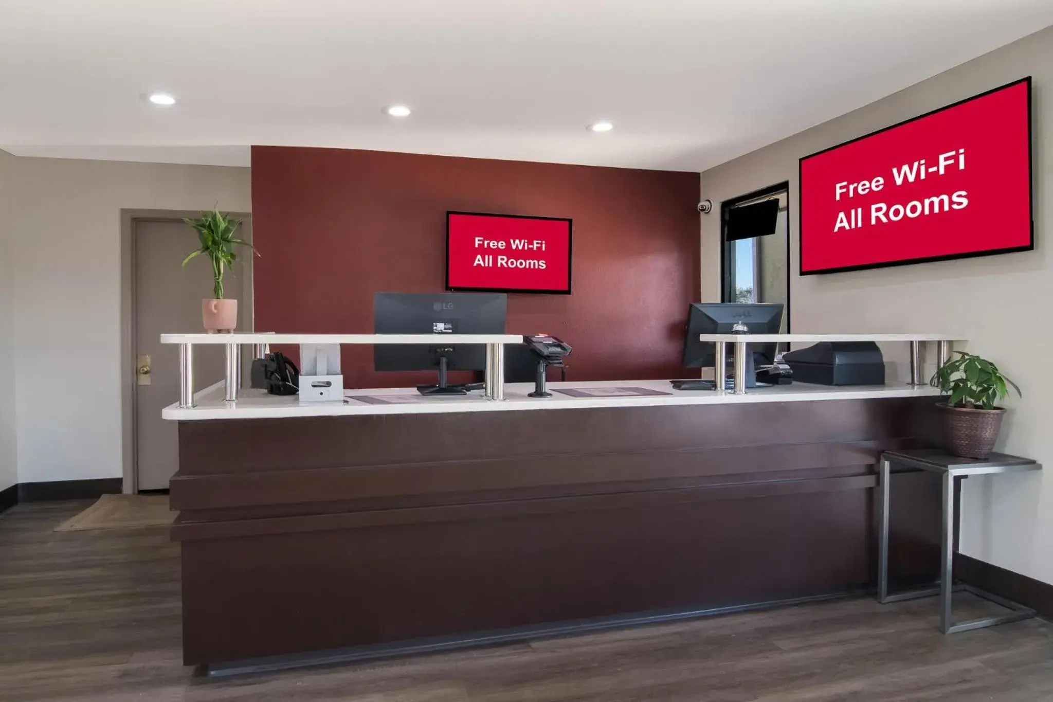 Lobby or reception in Red Roof Inn Rocky Mount - Battleboro Lobby or reception in Red Roof Inn Rocky Mount - Battleboro