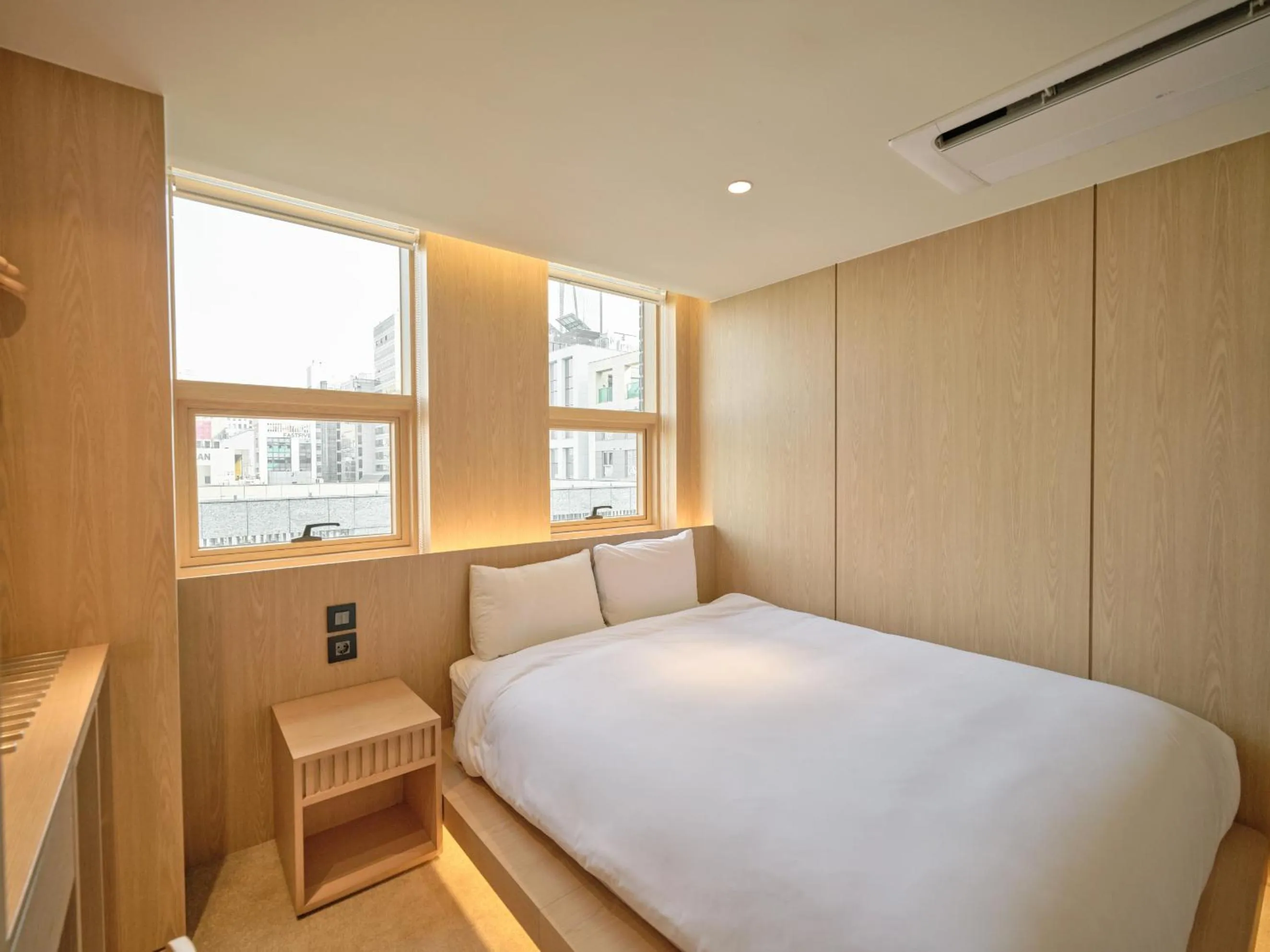 Bed in UH Suite The Coex