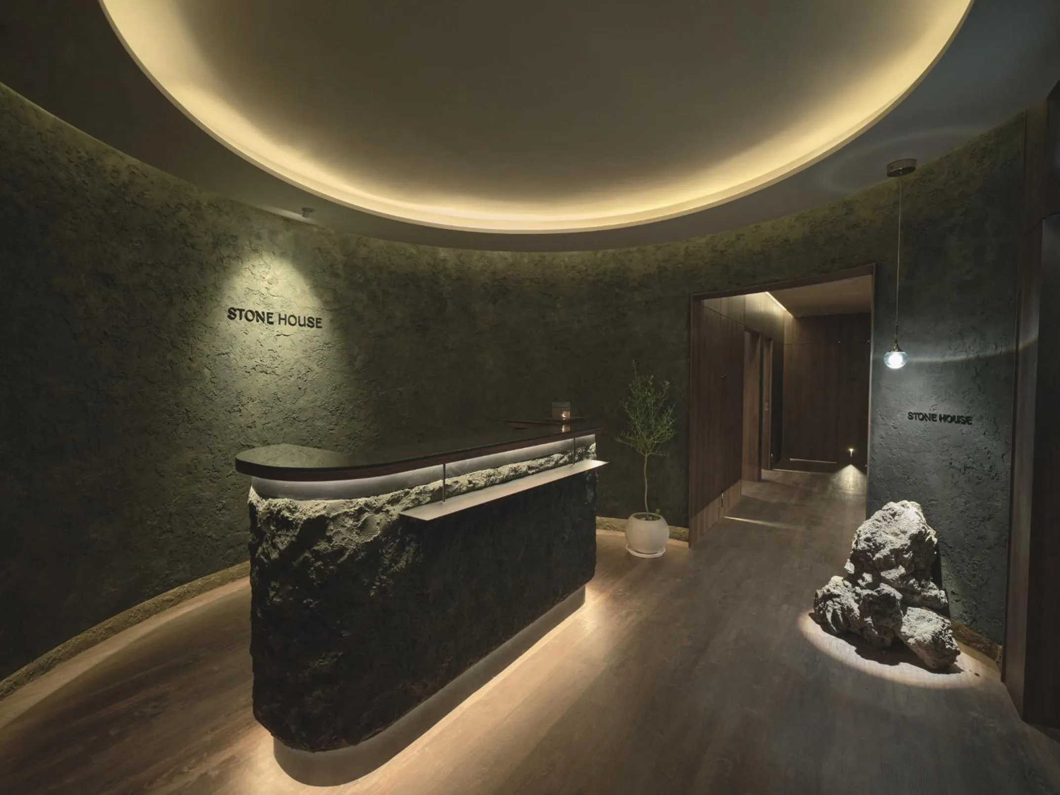 Spa and wellness centre/facilities in UH Suite The Coex