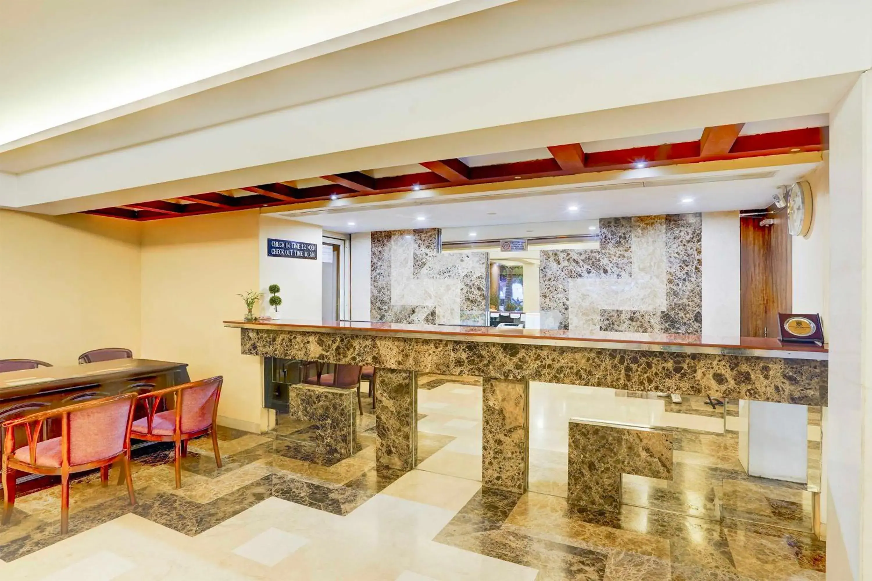 Lobby or reception in Palette Hotel Nisarga by CheckIn Bhopal Lobby or reception in Palette Hotel Nisarga by CheckIn Bhopal