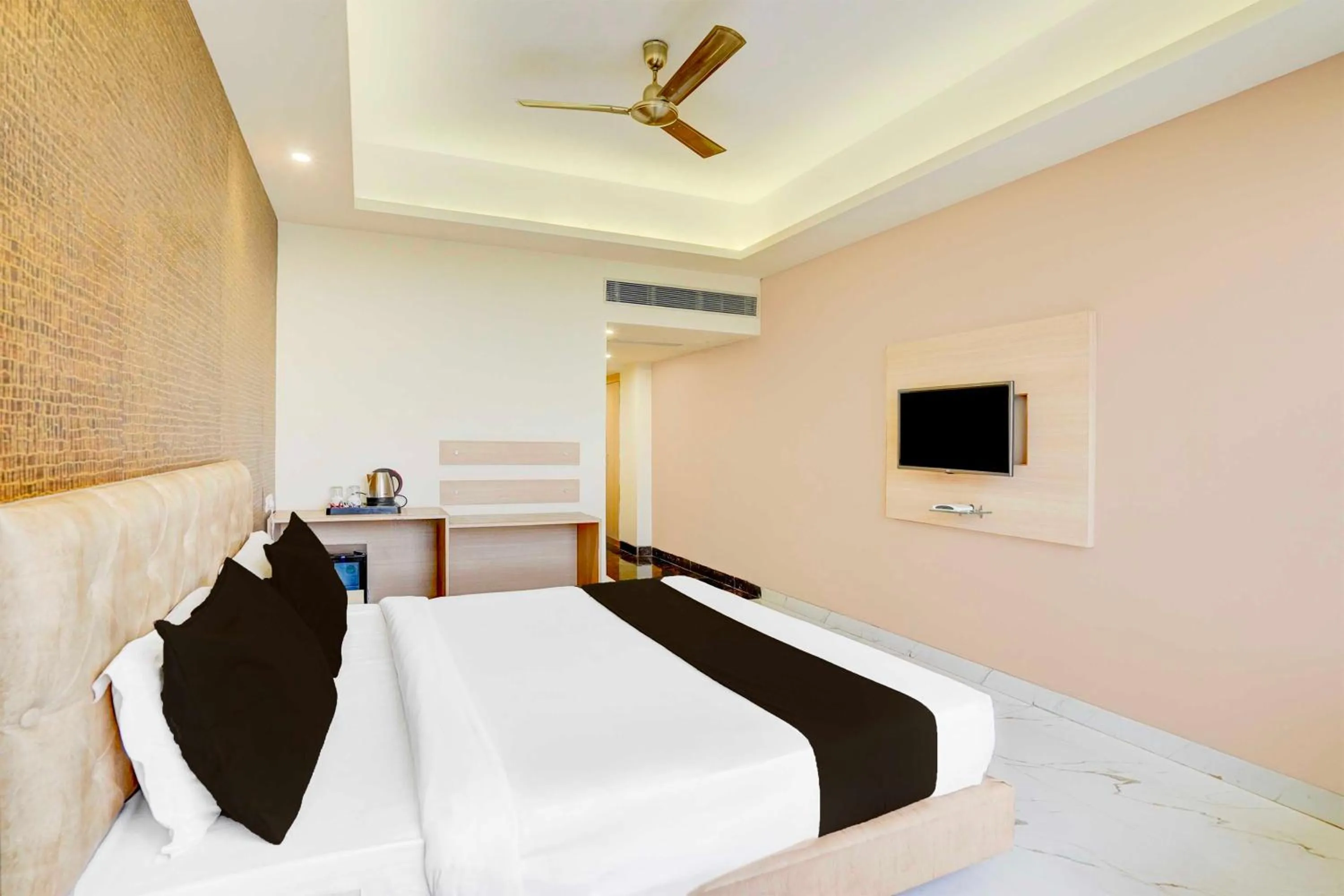 Bedroom, Bed in Palette Hotel Nisarga by Sunday Bhopal