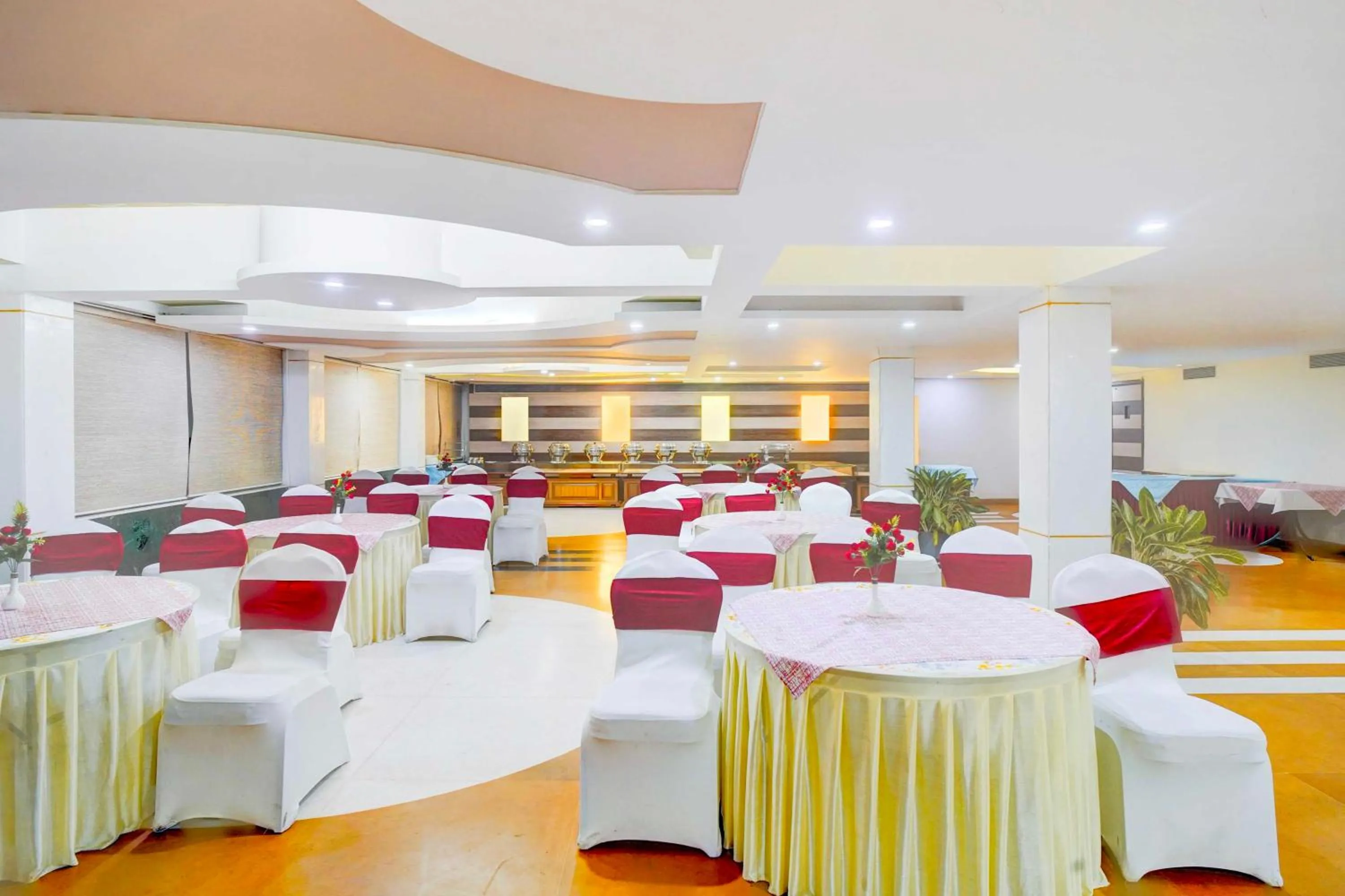 Banquet/Function facilities in Palette Hotel Nisarga by Sunday Bhopal