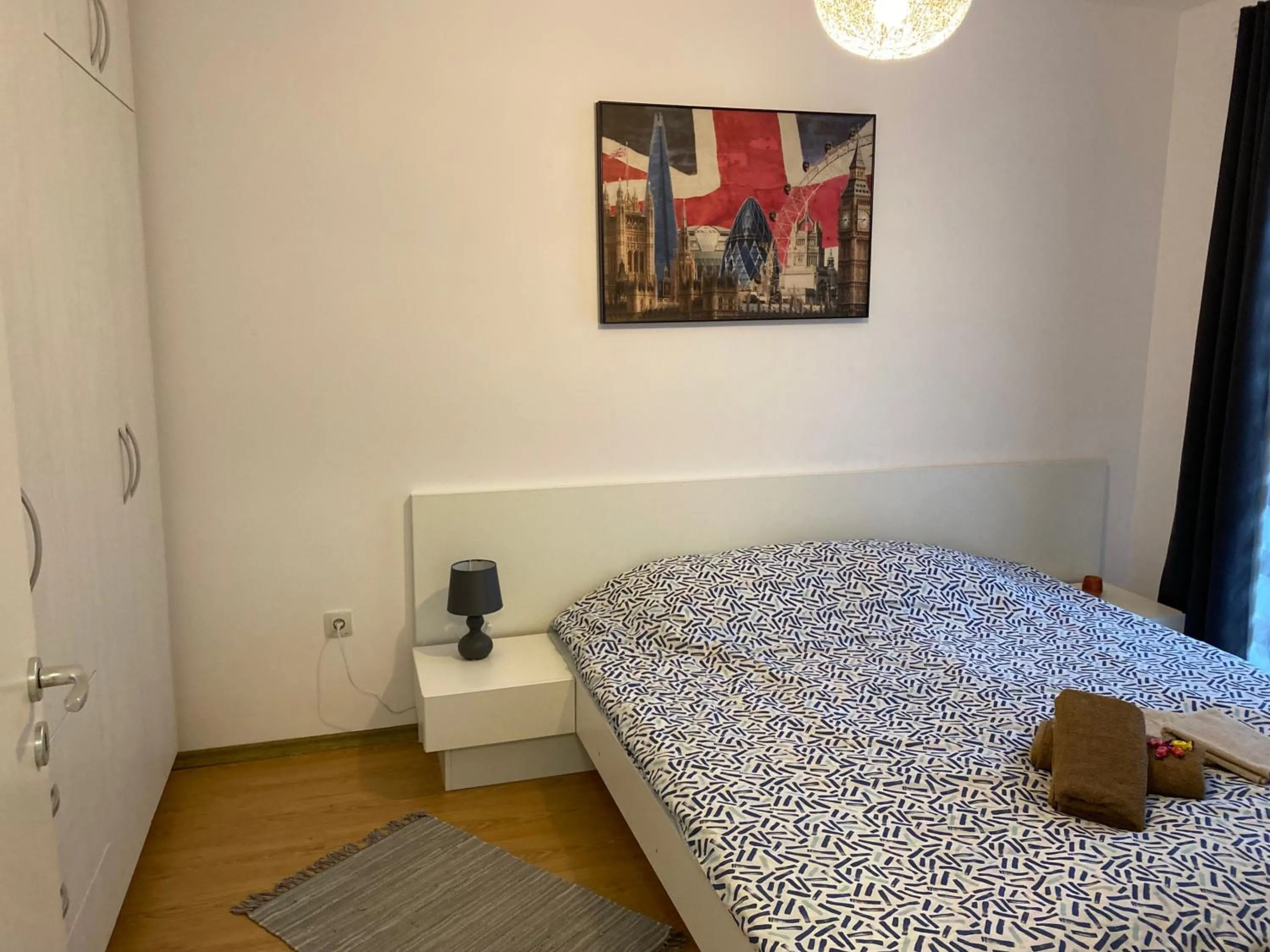 Sleep4-FreeP-MountainView-Balcony-PetFriendly