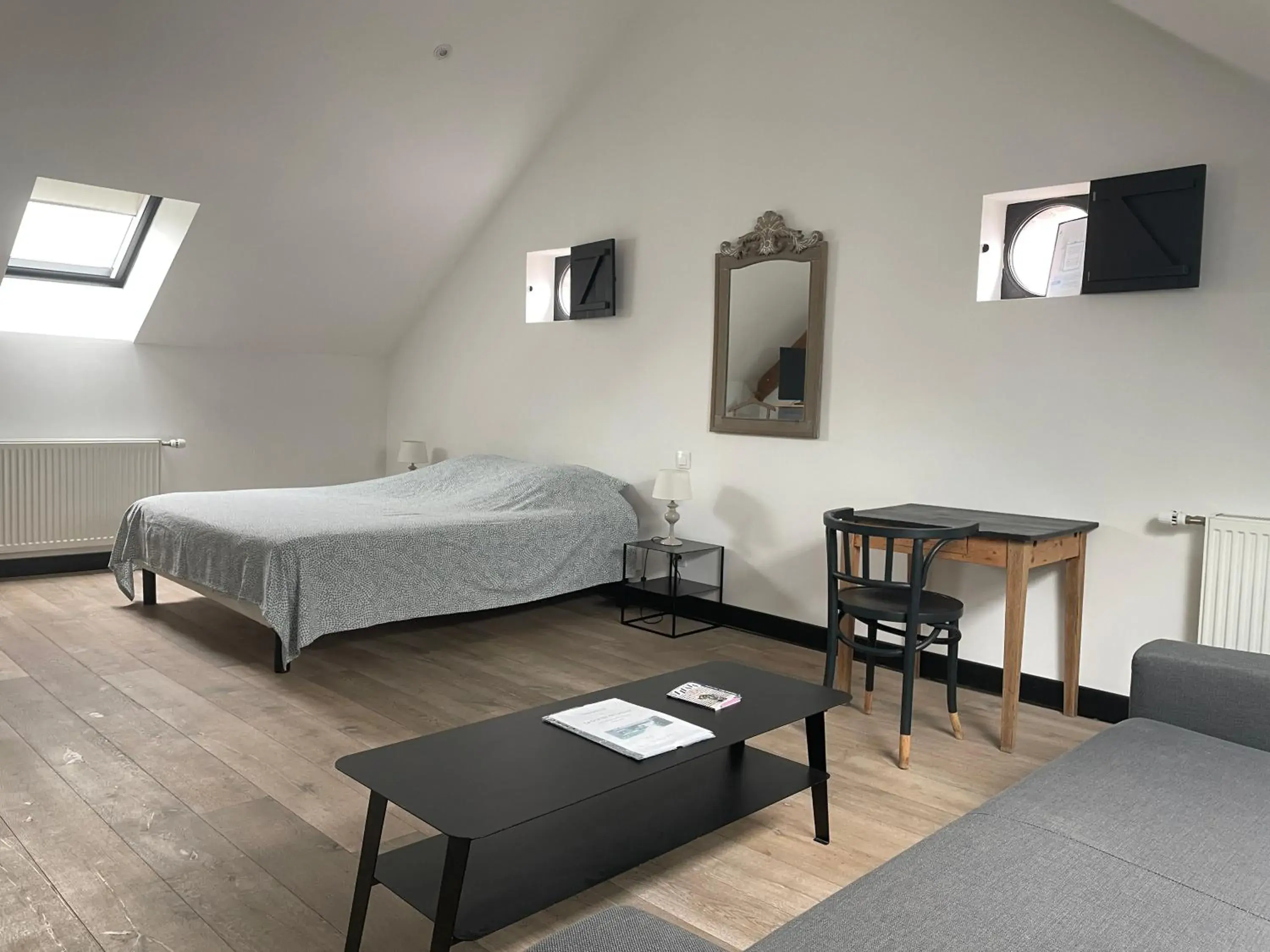 Photo of the whole room, Bed in La Grange De Salomé Photo of the whole room, Bed in La Grange De Salomé