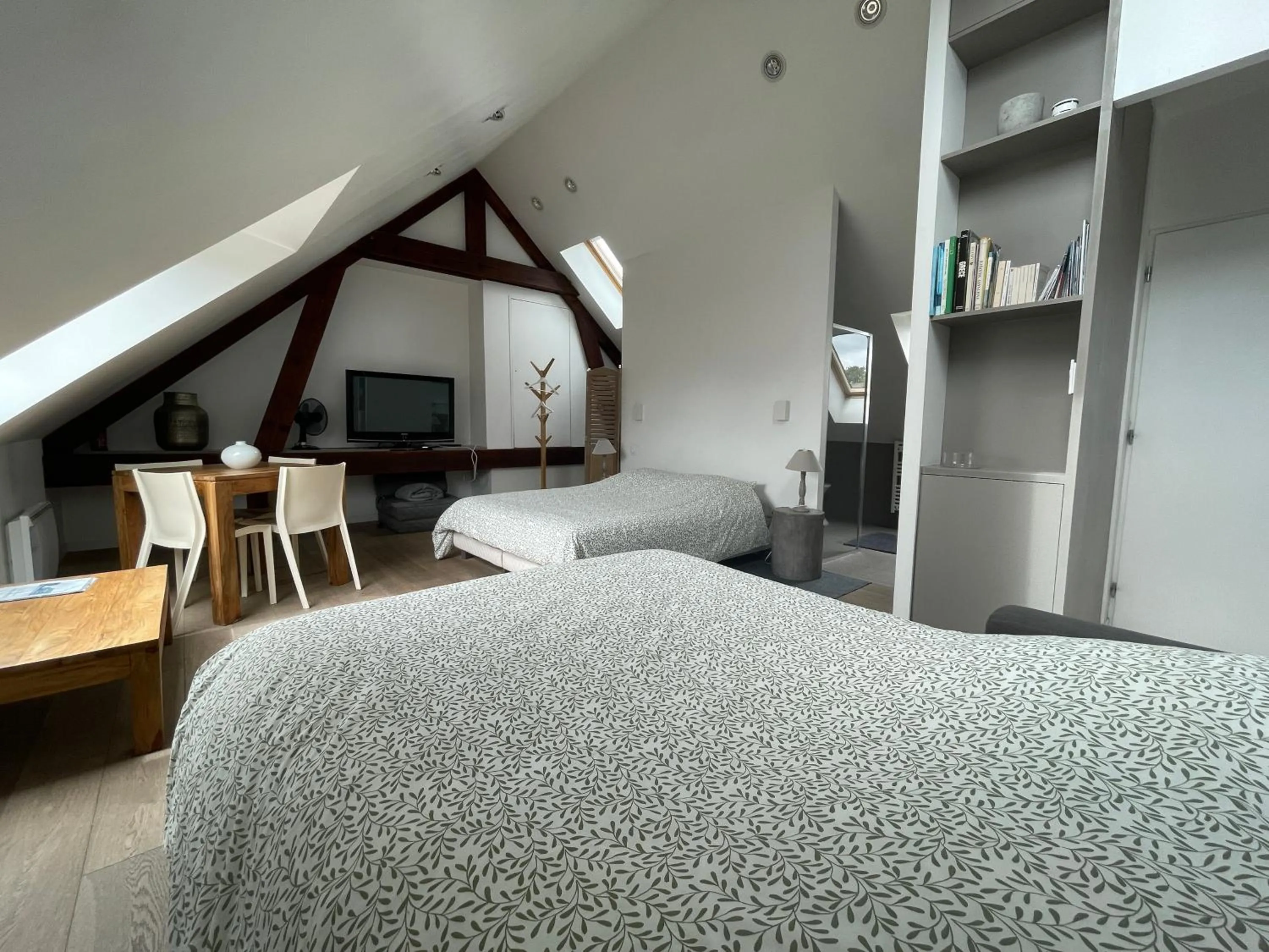 Photo of the whole room, Bed in La Grange De Salomé