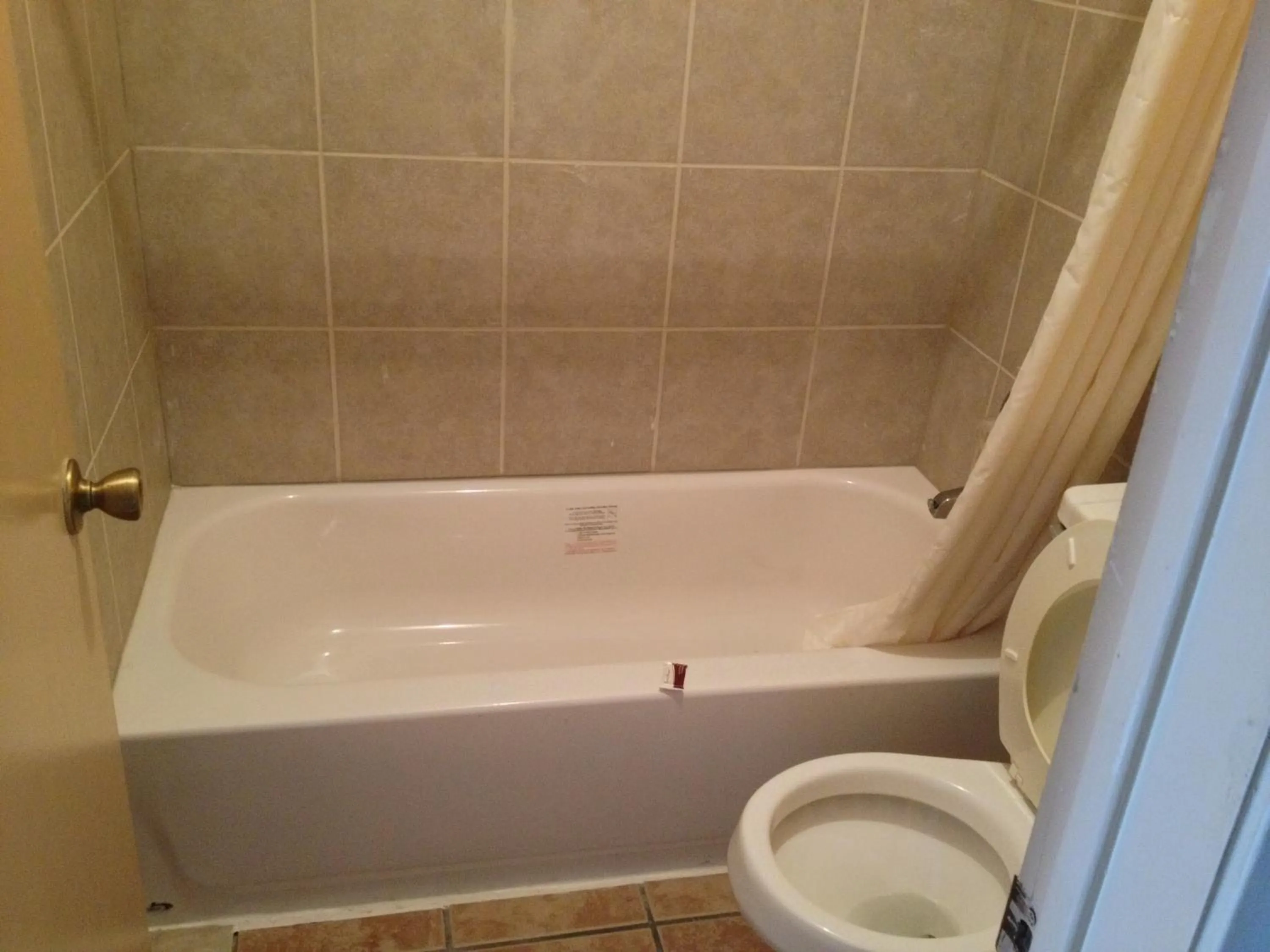 Bathroom in Austin Motor Inn