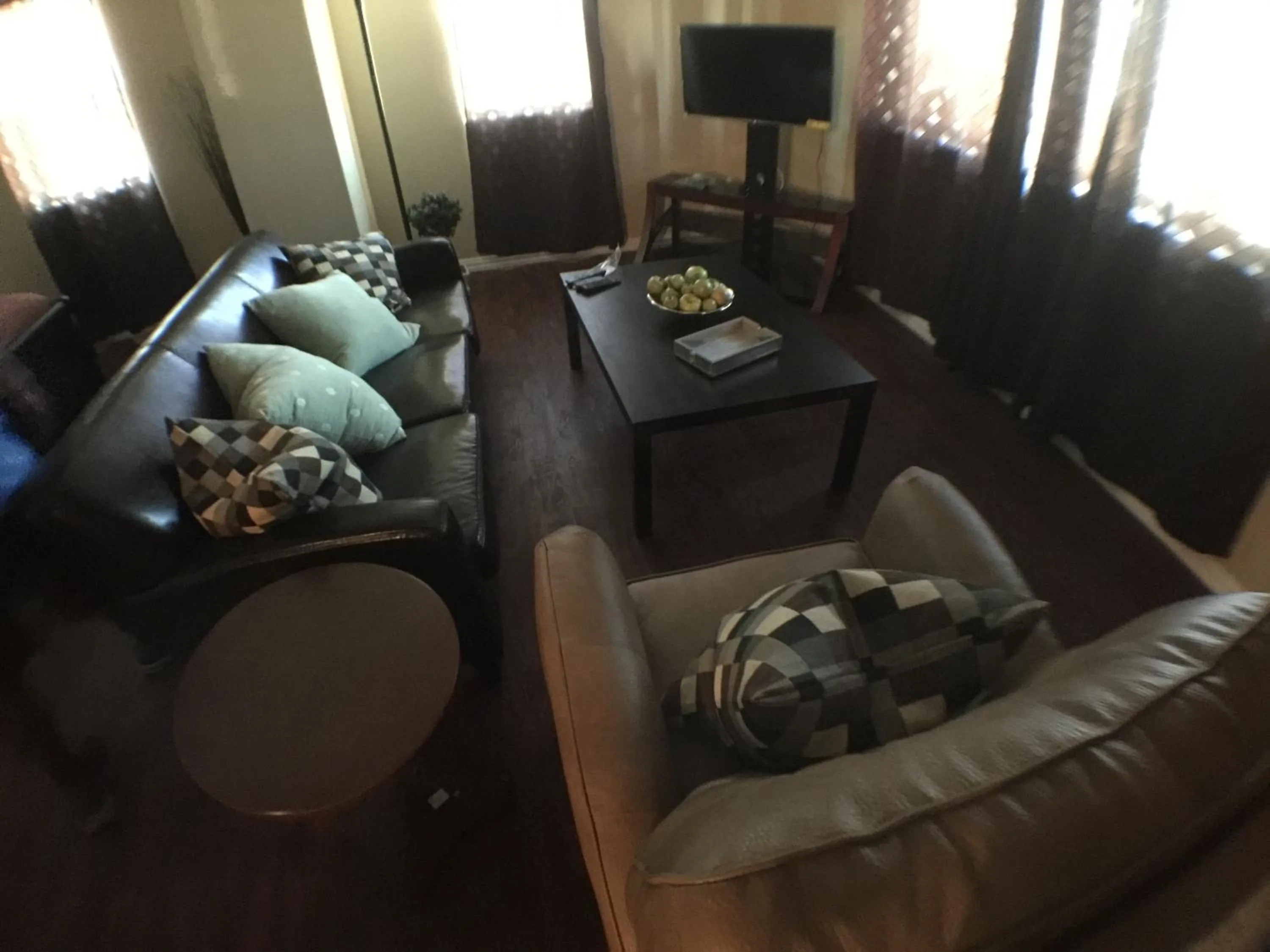 Living room in Austin Motor Inn